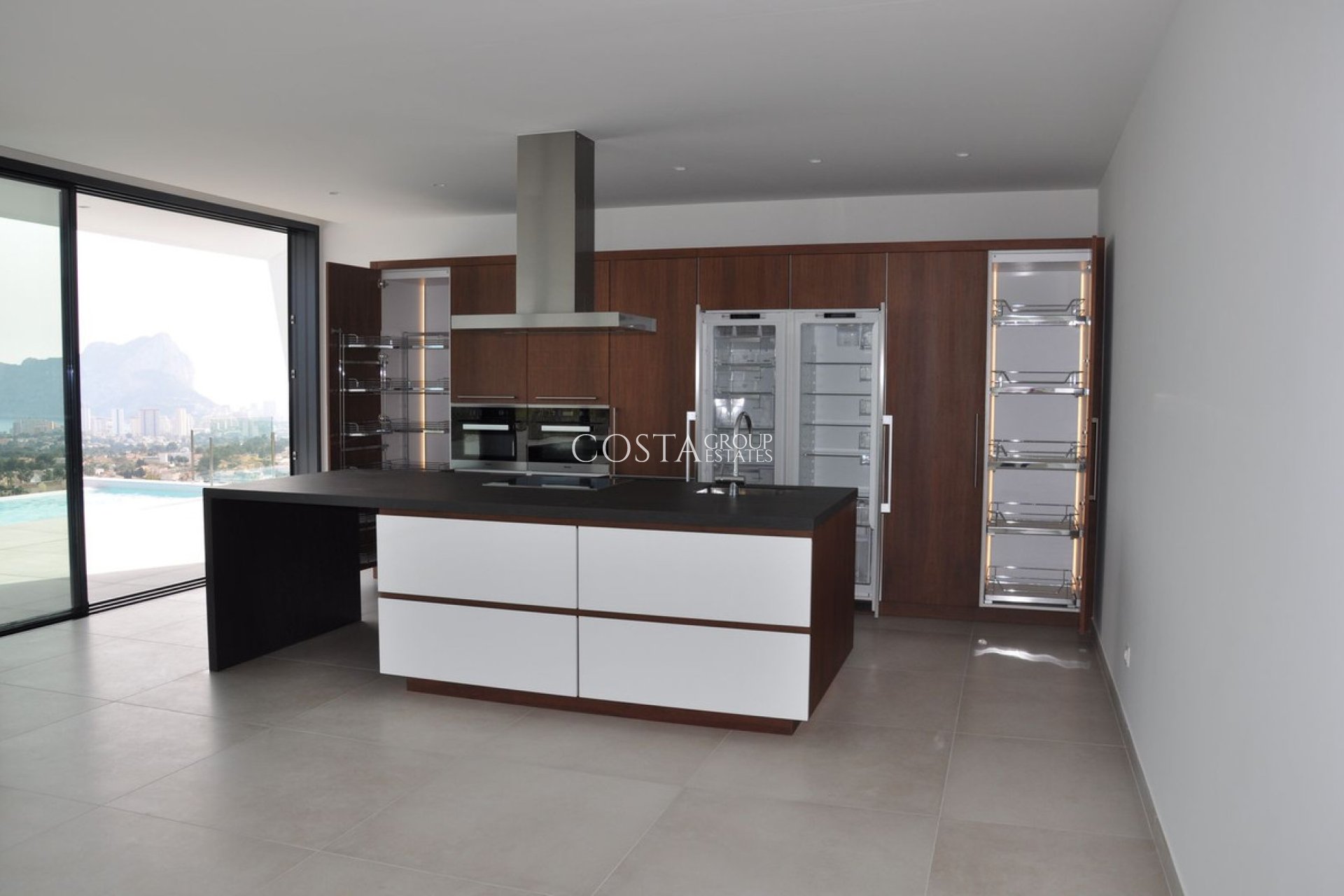 Resale - Villa -
Benissa - Benissa Coast