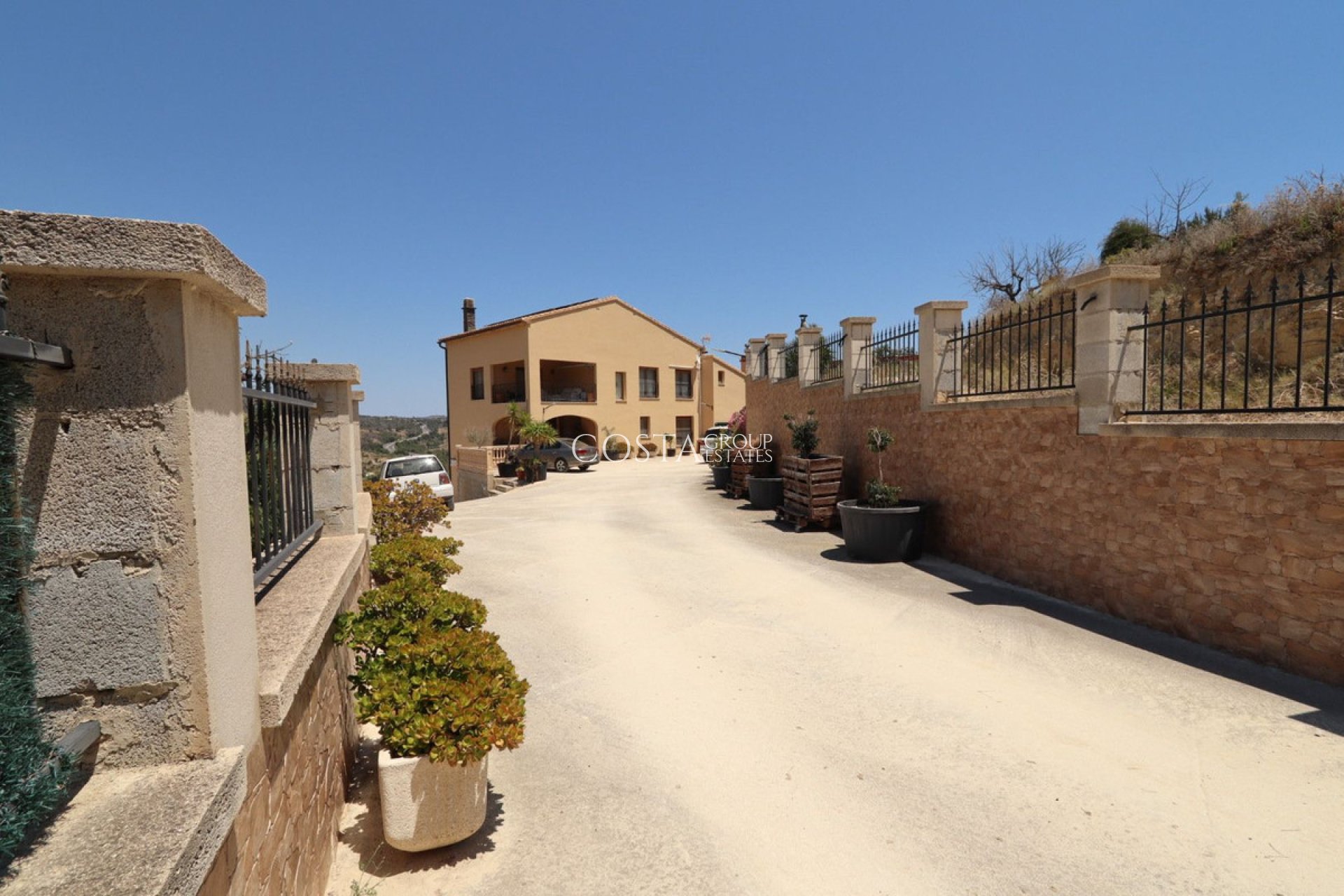 Resale - Villa -
Benissa - Lleus