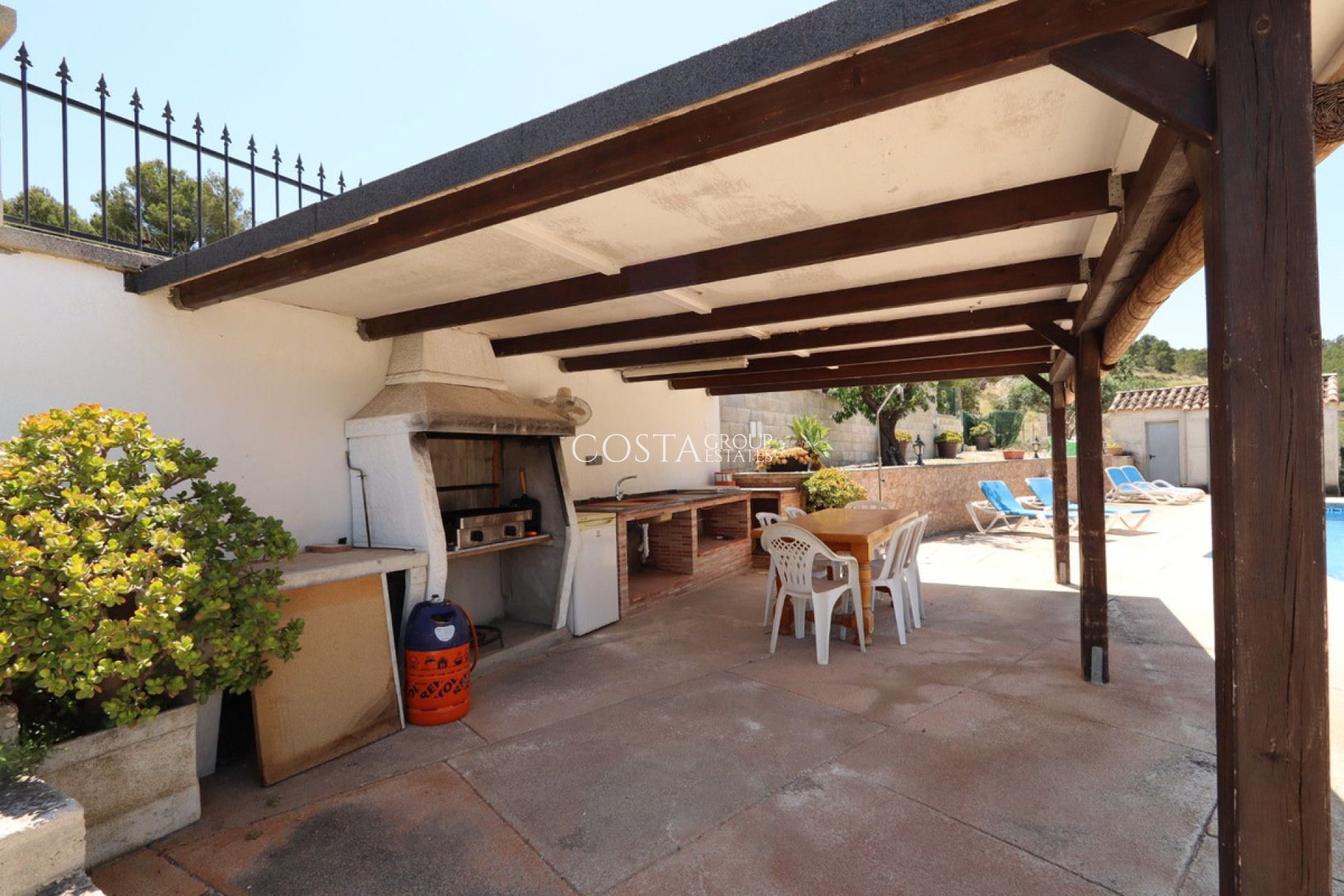 Resale - Villa -
Benissa - Lleus