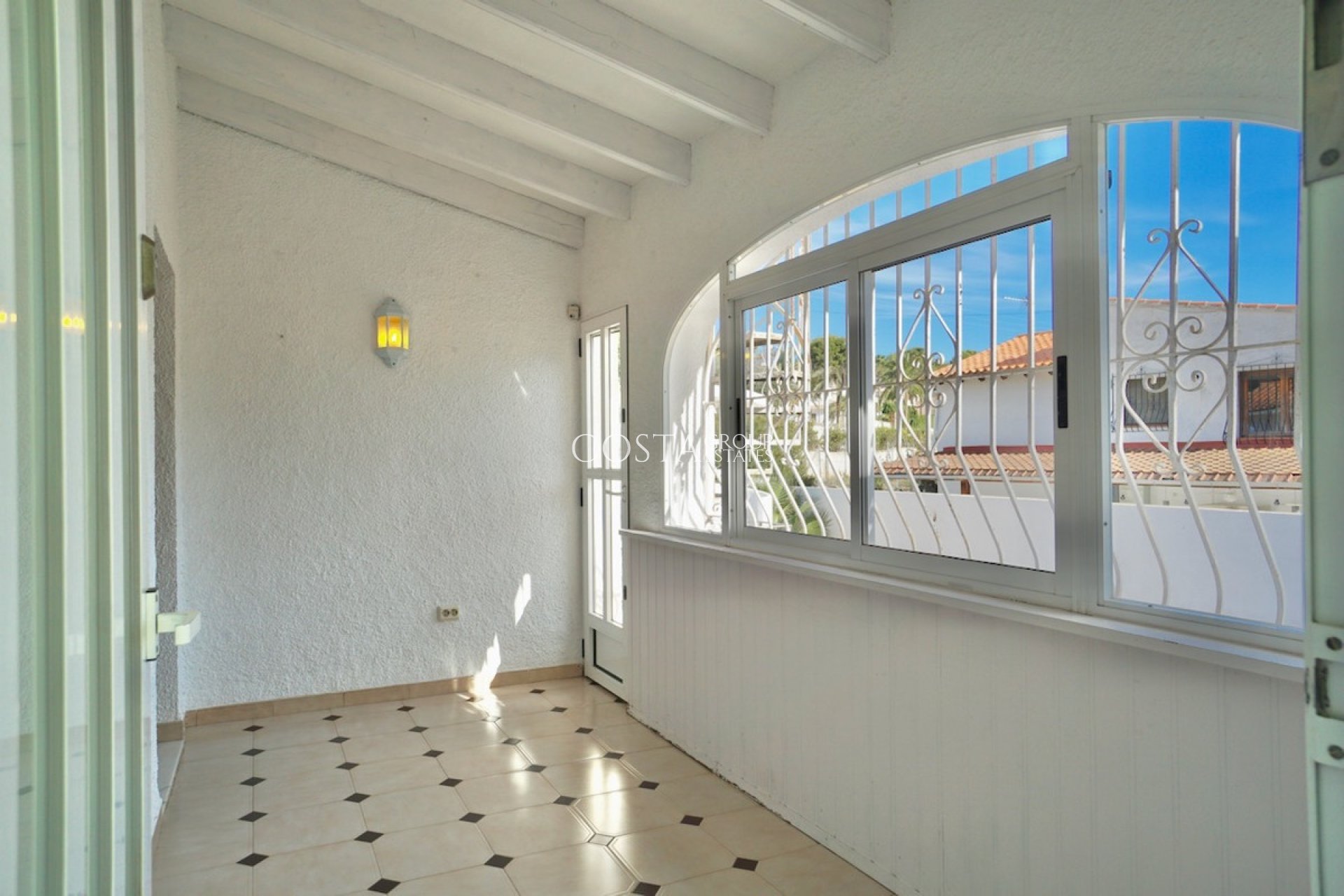 Resale - Villa -
Benissa