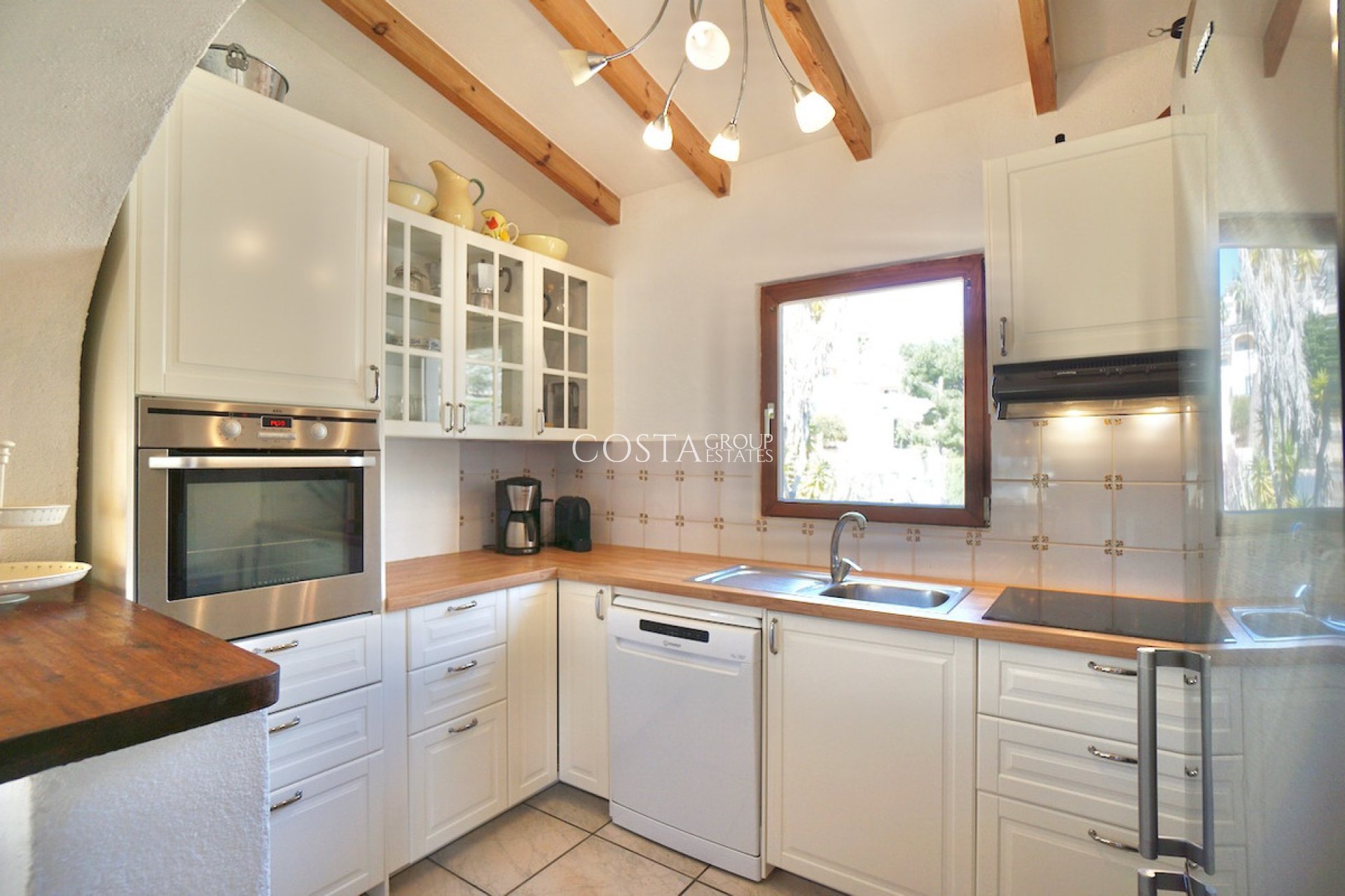 Resale - Villa -
Benitachell - Benitachell Centro