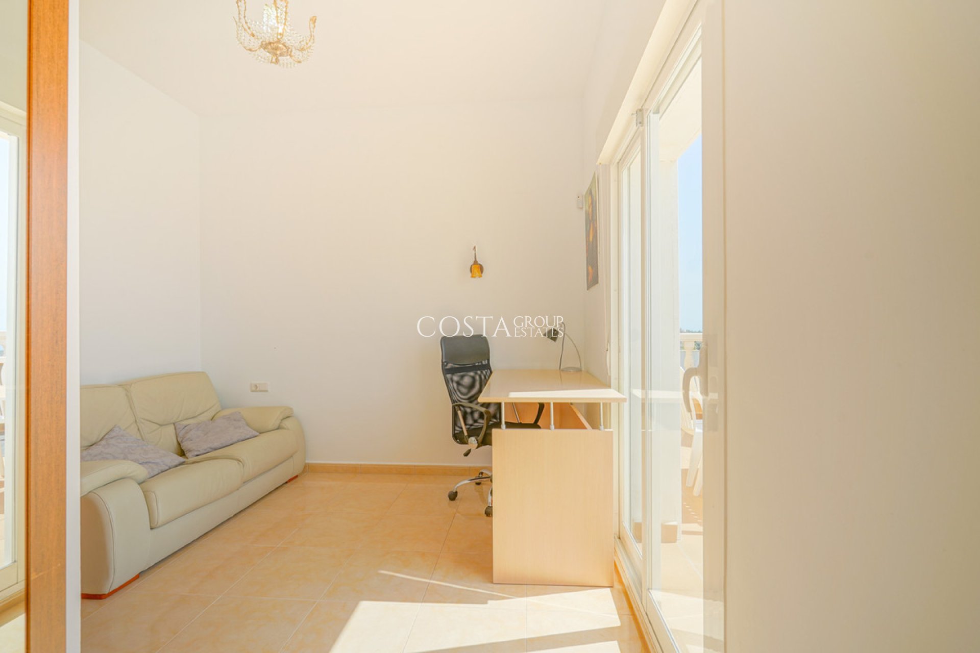 Resale - Villa -
Benitachell - Benitachell Centro