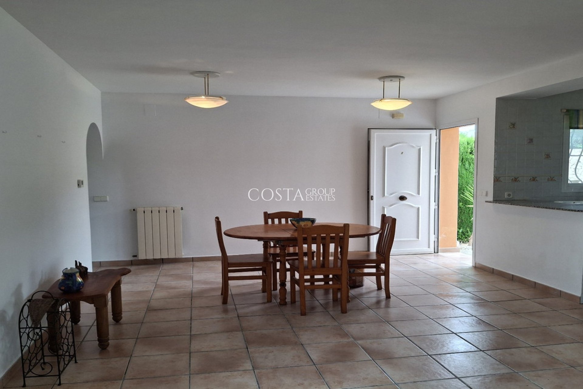 Resale - Villa -
Benitachell - Benitachell Centro