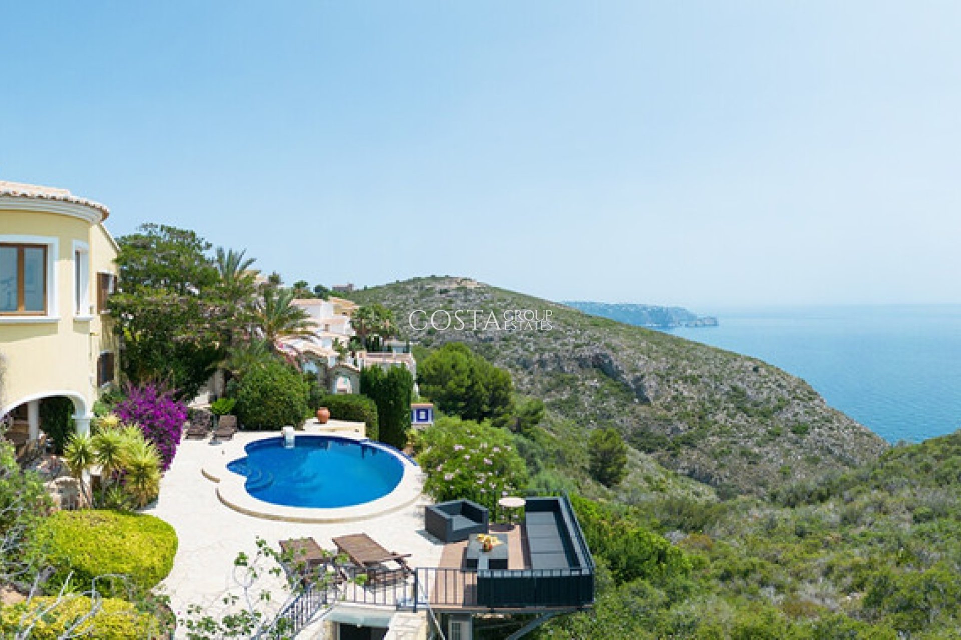 Resale - Villa -
Benitachell - Cumbre Del Sol