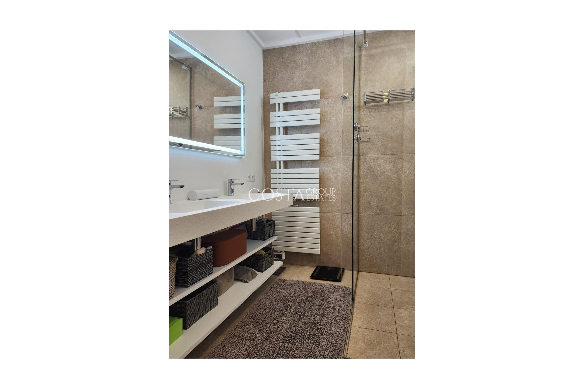 Resale - Villa -
Benitachell - Cumbre Del Sol