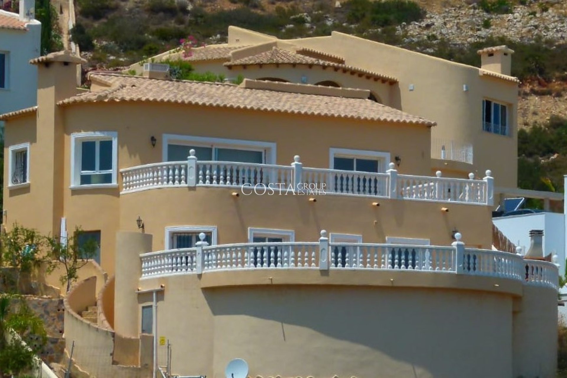 Resale - Villa -
Benitachell - Cumbre Del Sol