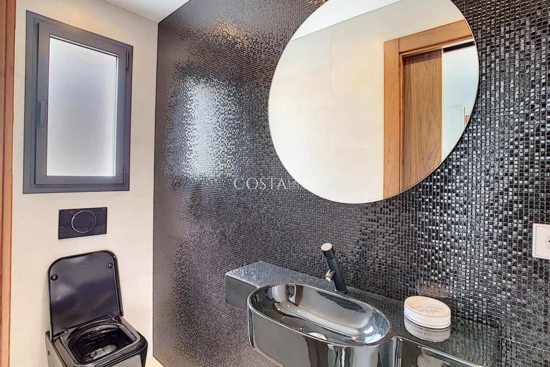 Resale - Villa -
Benitachell - Cumbre Del Sol