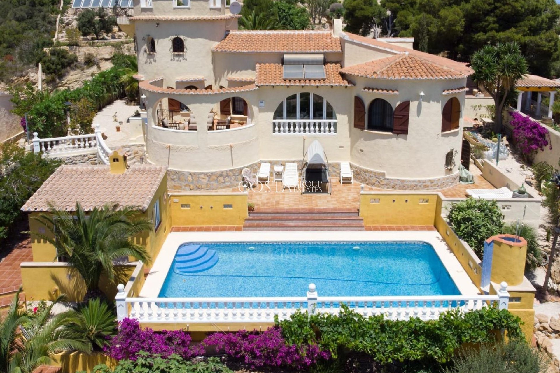 Resale - Villa -
Benitachell - Cumbre Del Sol
