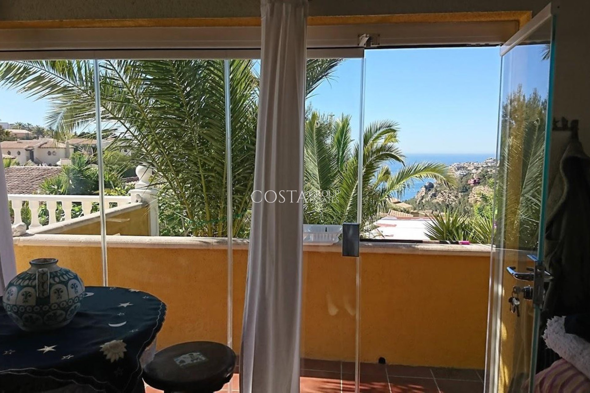 Resale - Villa -
Benitachell - Cumbre Del Sol