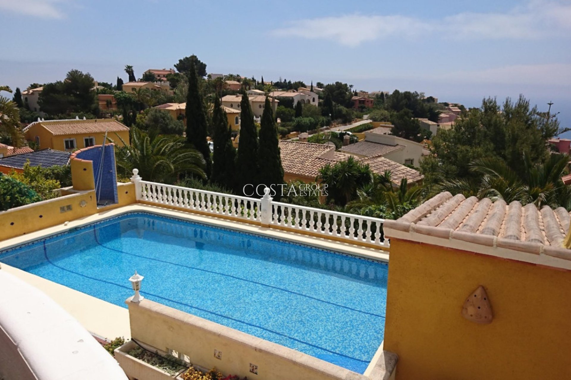 Resale - Villa -
Benitachell - Cumbre Del Sol