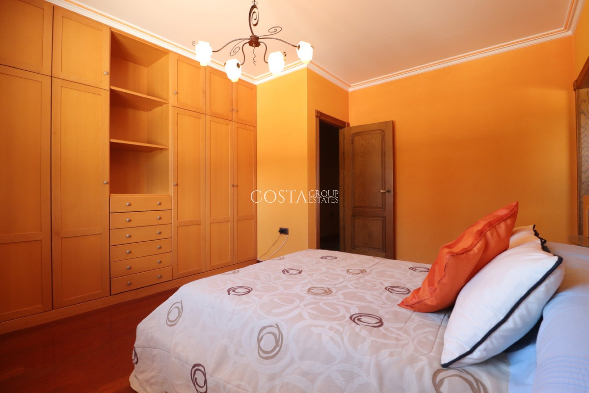 Resale - Villa -
Callosa de Segura - Callosa de Segura Centro