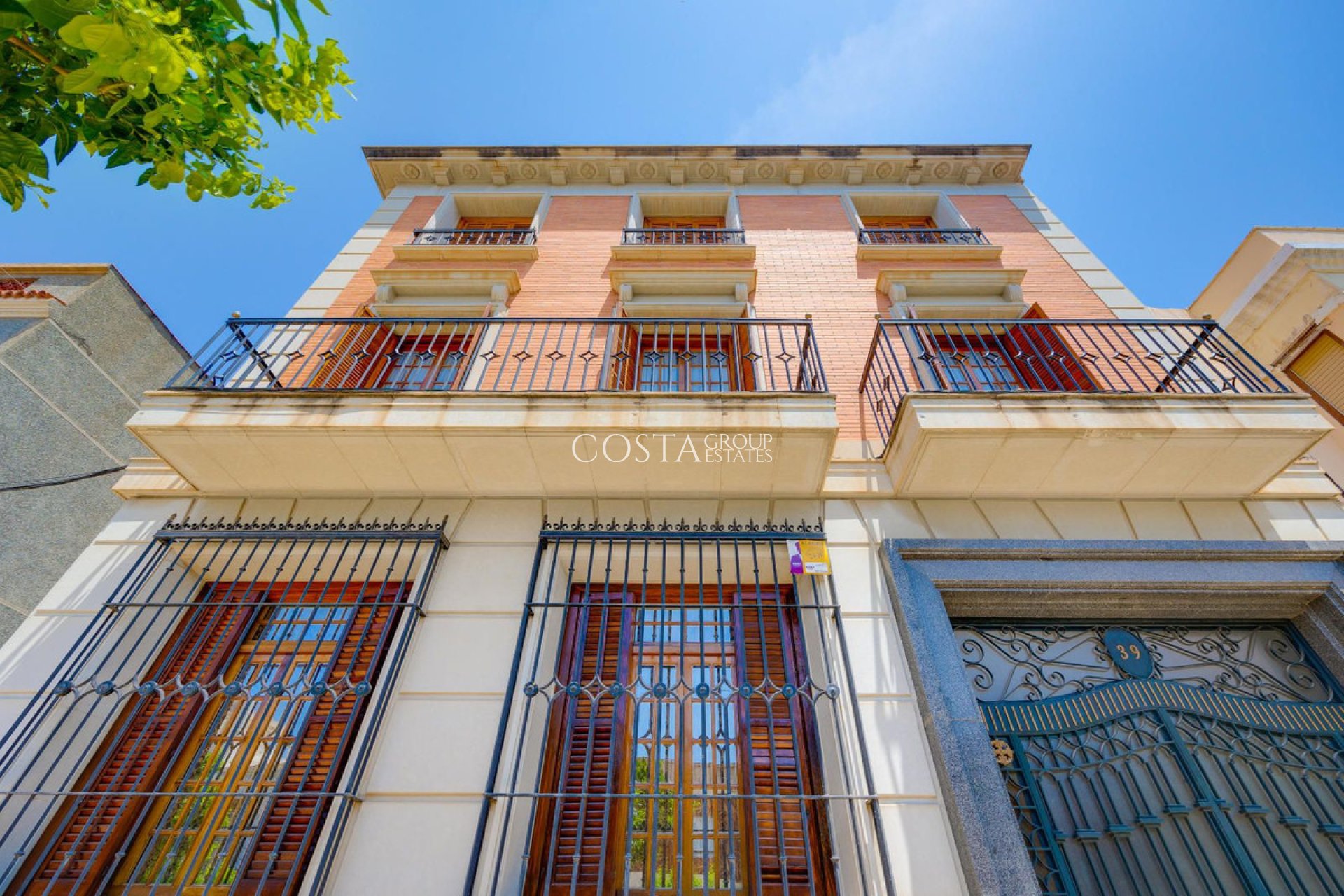 Resale - Villa -
Callosa de Segura - Callosa de Segura Centro