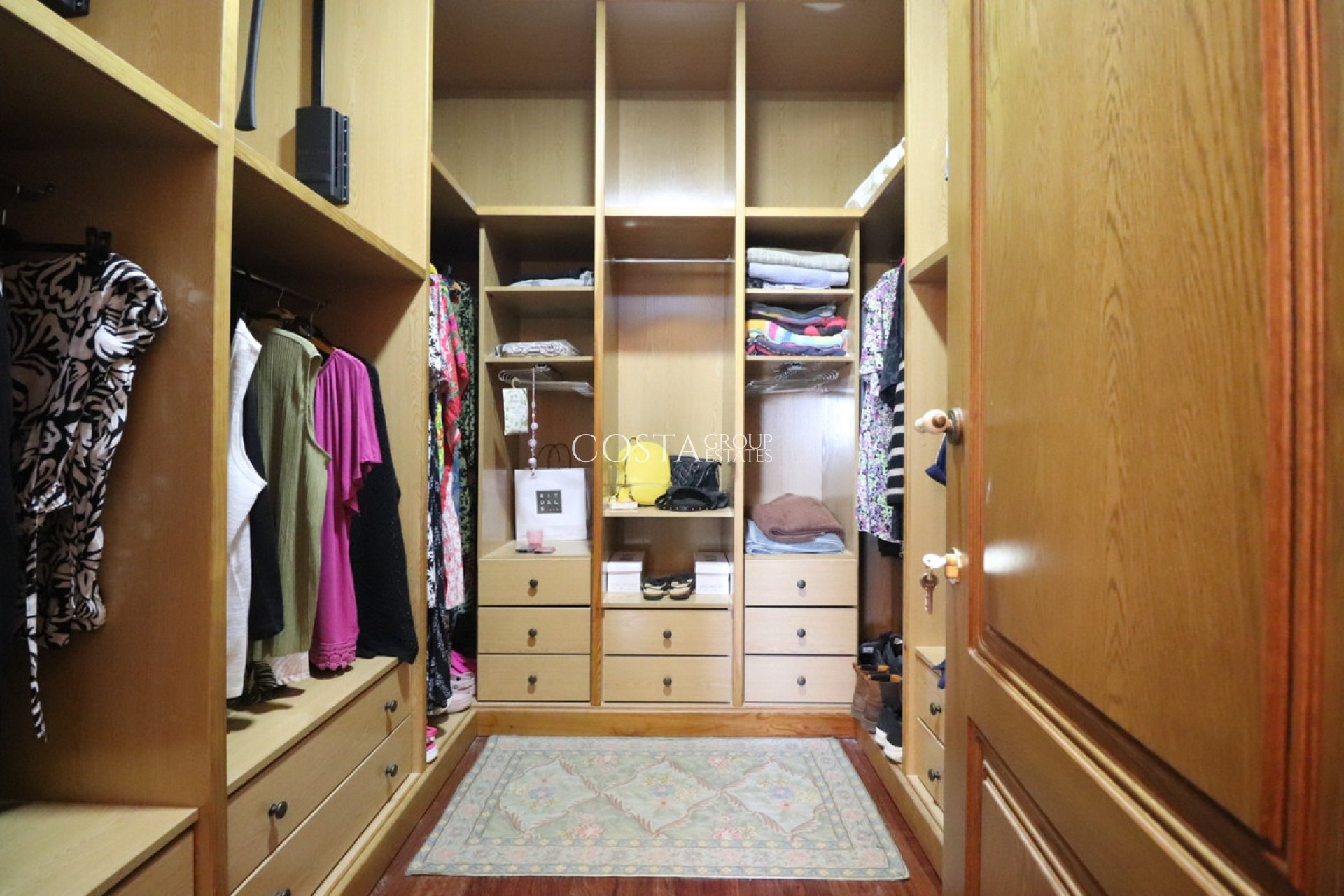 Resale - Villa -
Callosa de Segura - Callosa de Segura Centro