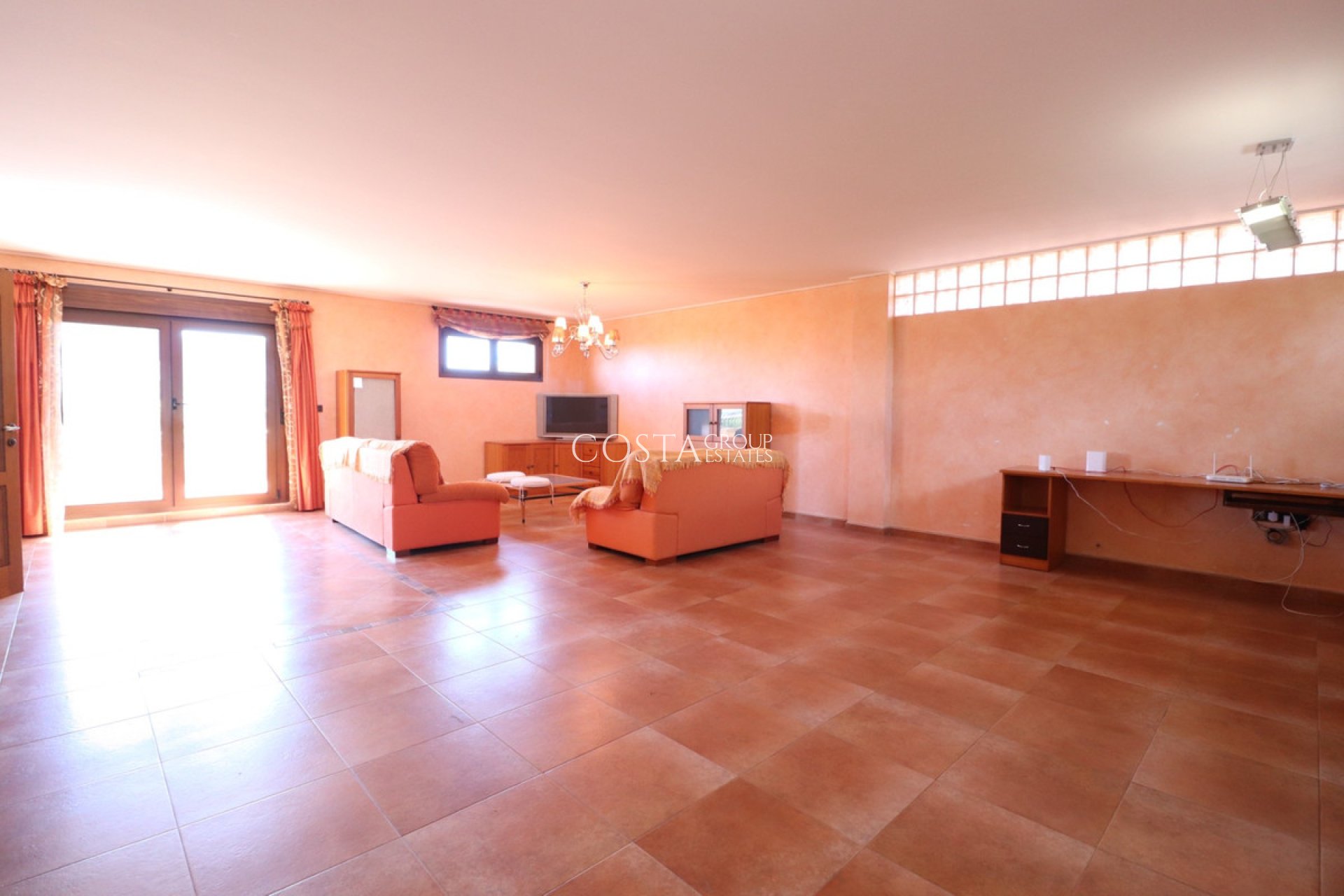 Resale - Villa -
Callosa de Segura - Callosa de Segura Centro