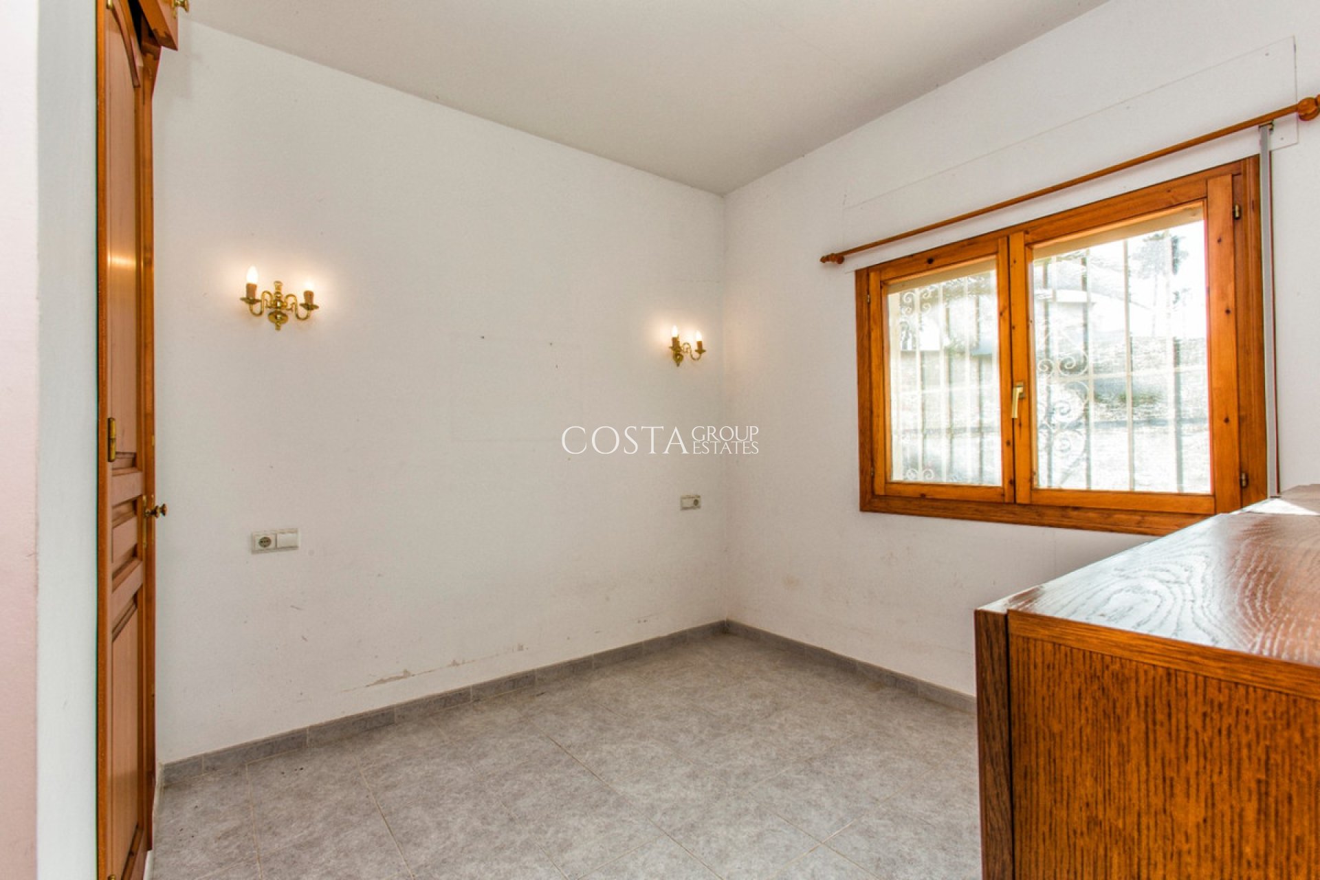 Resale - Villa -
Calpe - Calpe Centro