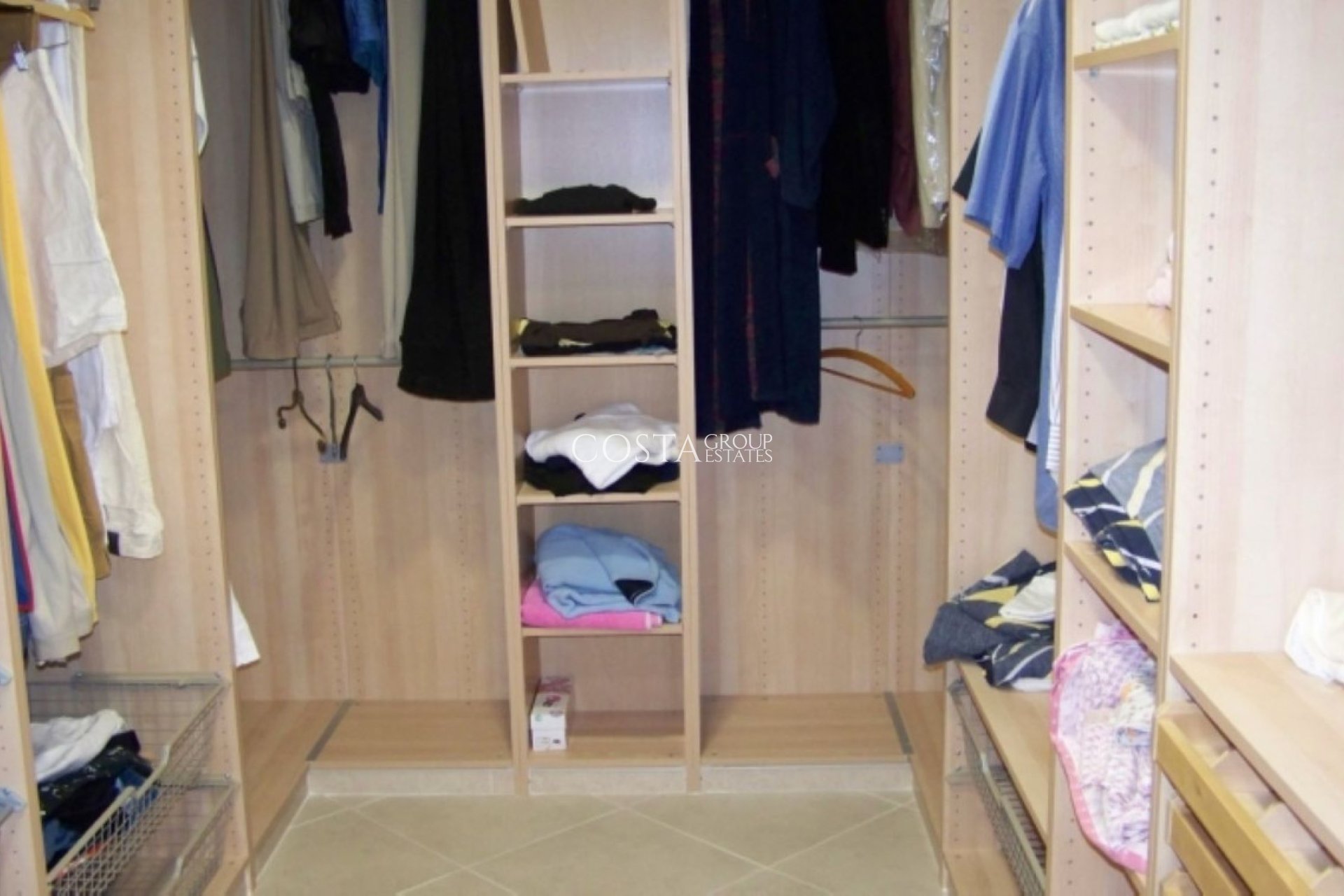 Resale - Villa -
Calpe - Calpe Centro