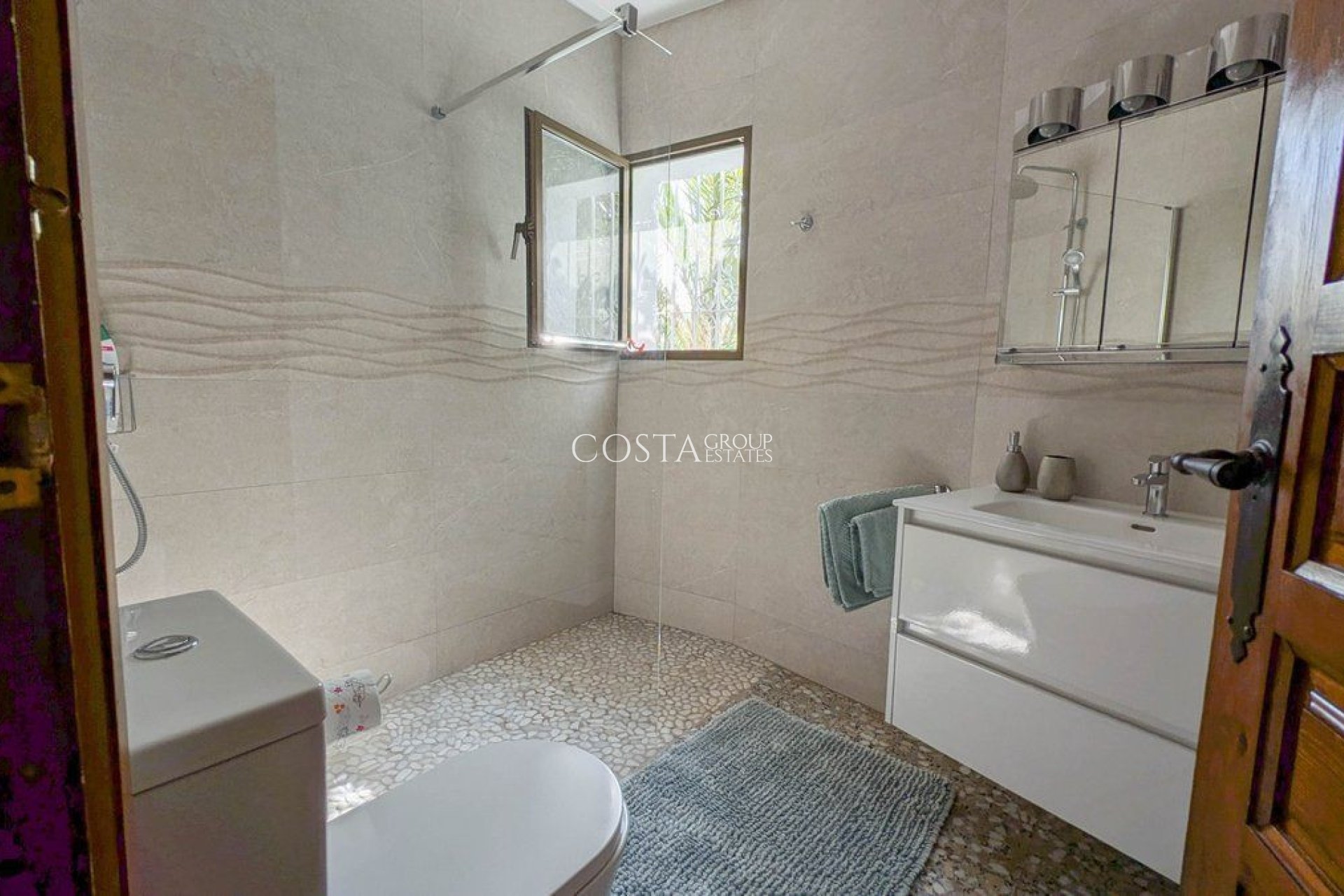 Resale - Villa -
Calpe - Calpe Centro