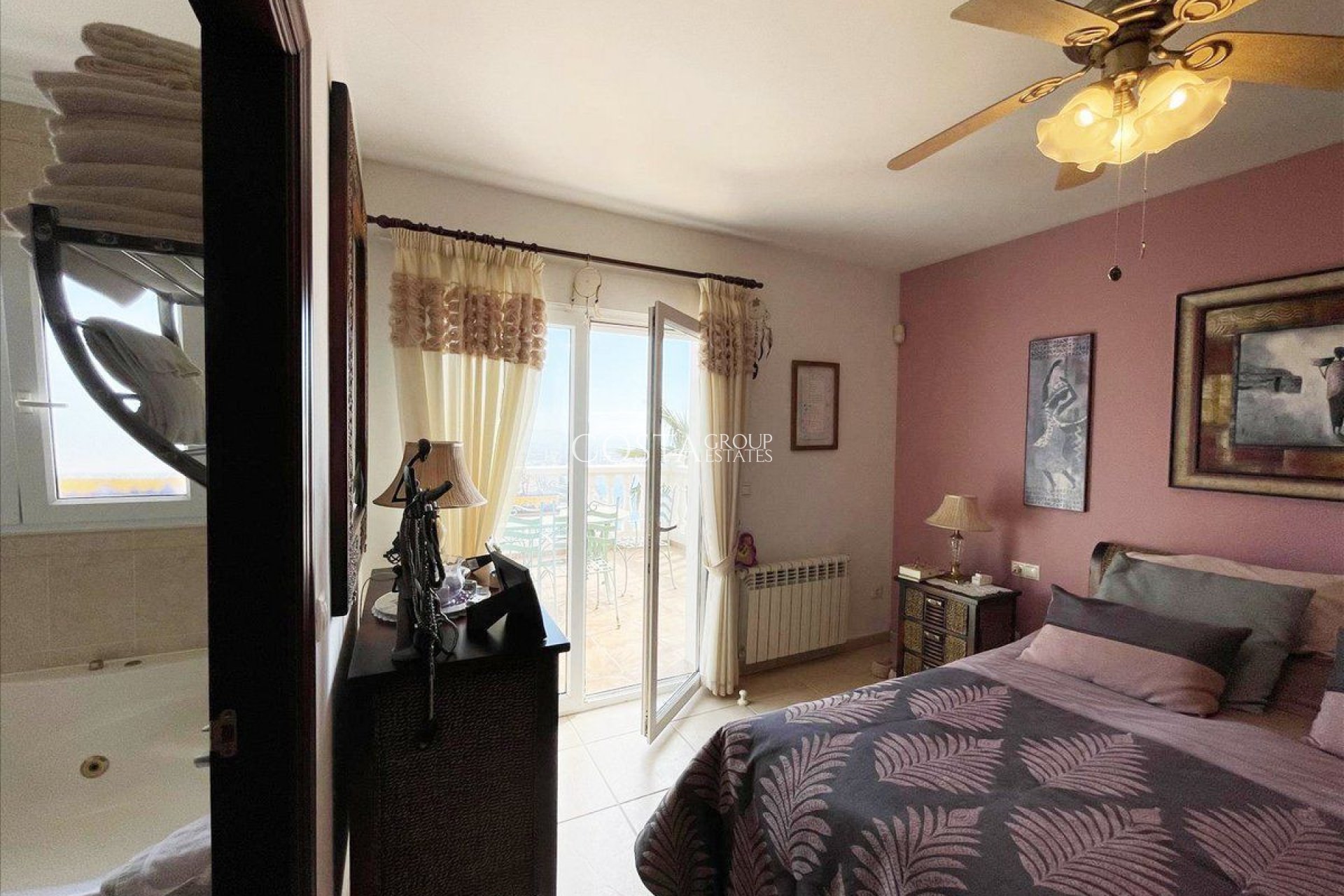 Resale - Villa -
Calpe - Calpe Centro