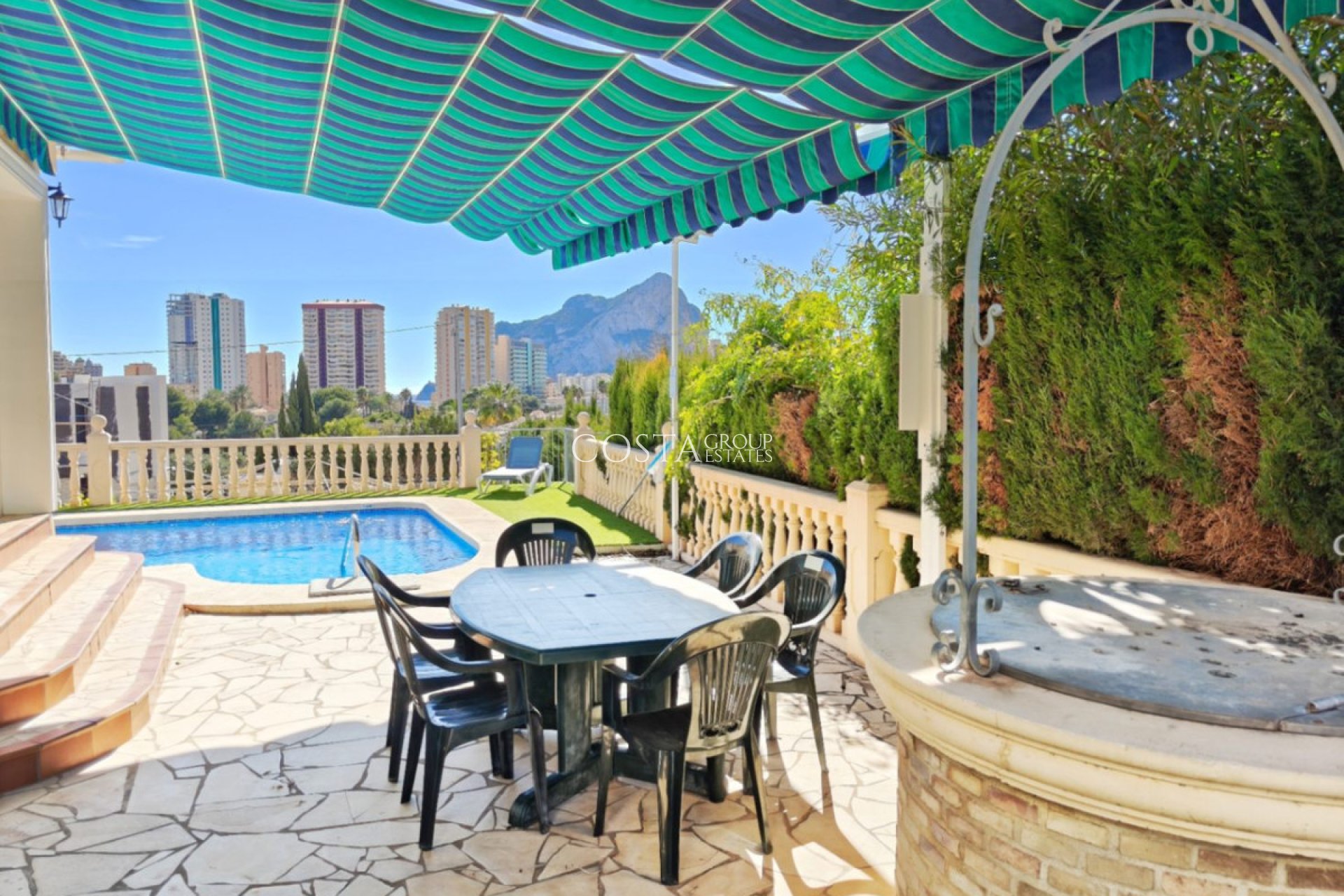 Resale - Villa -
Calpe - Calpe Centro