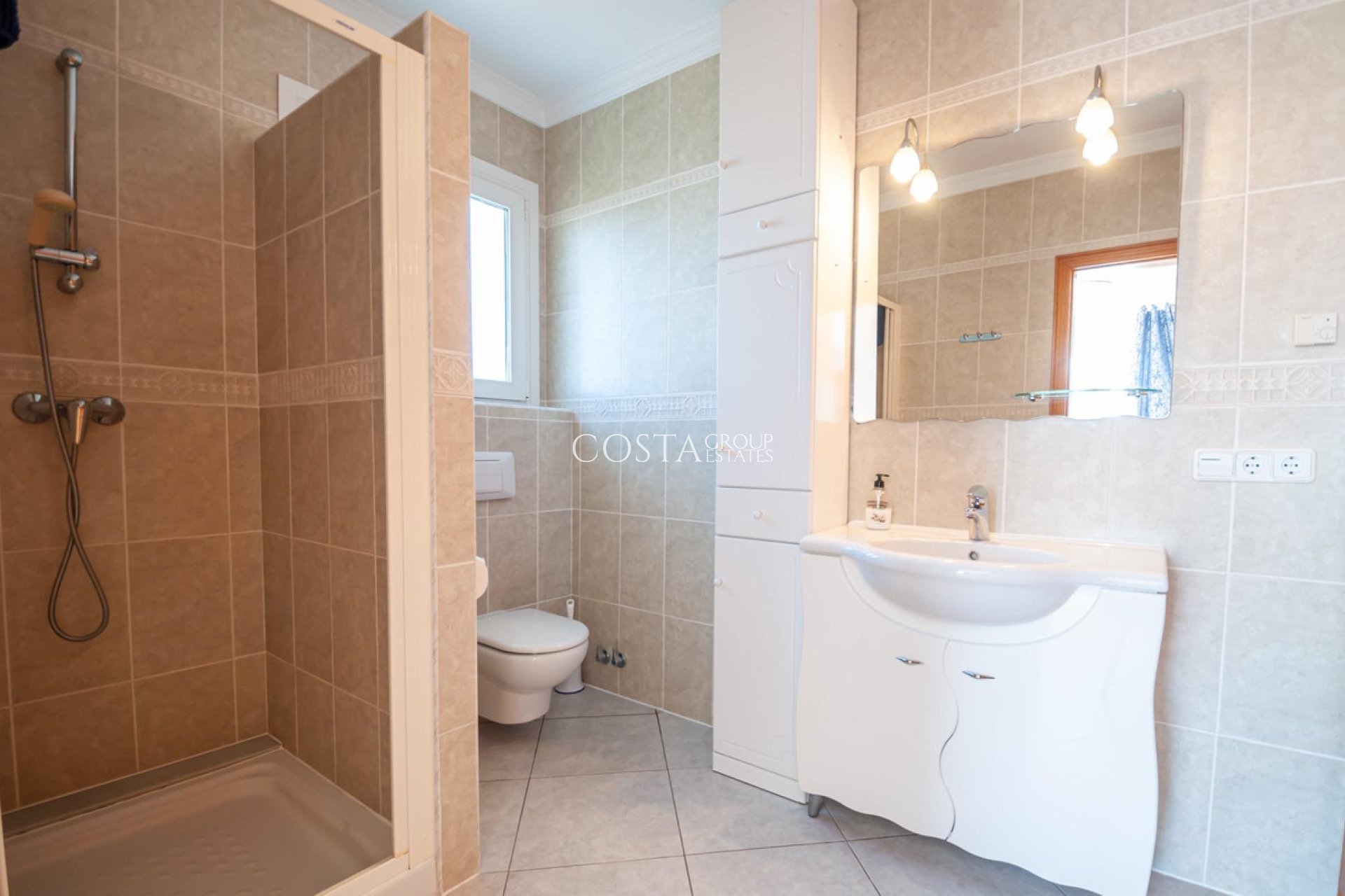 Resale - Villa -
Calpe - Calpe Centro