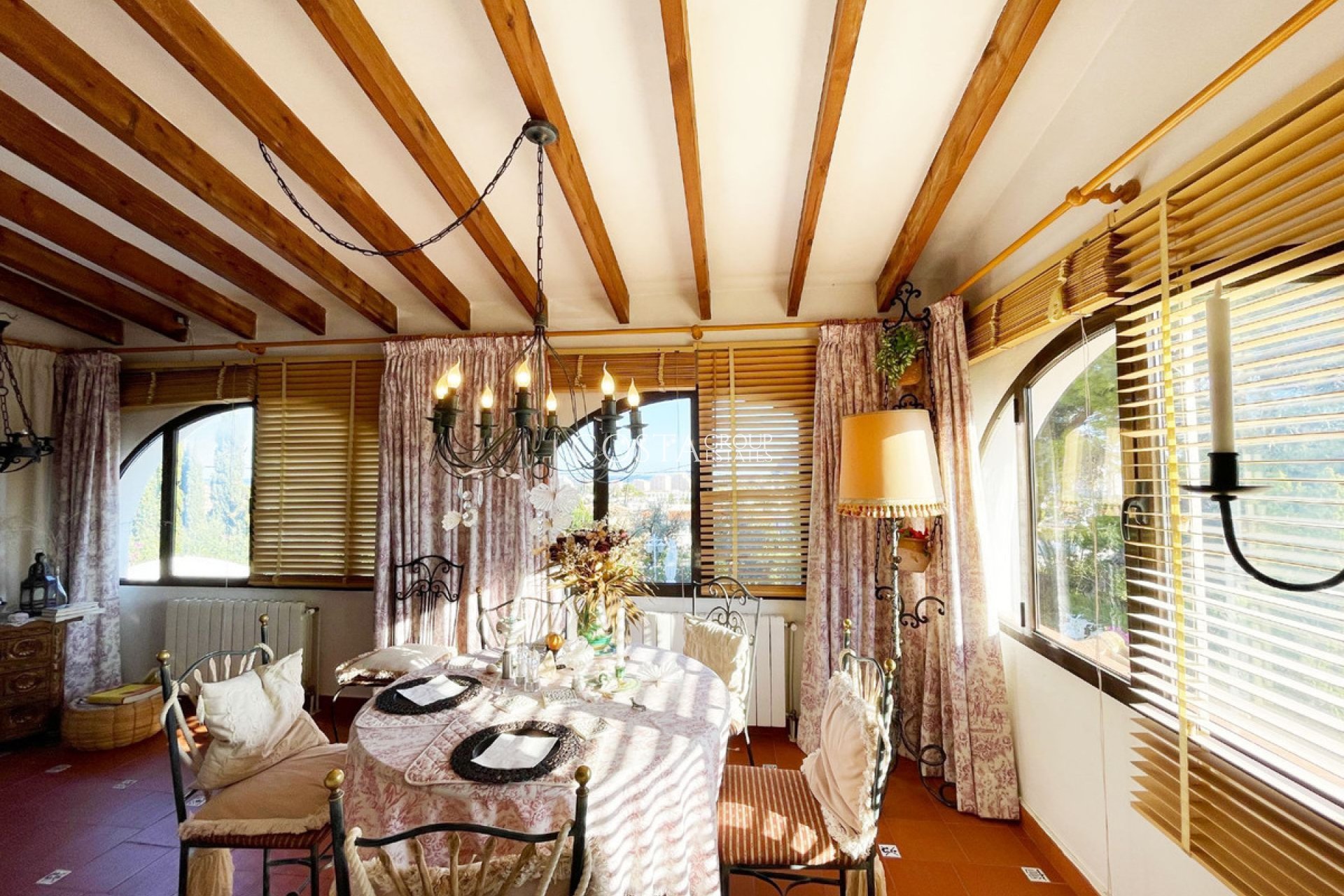 Resale - Villa -
Calpe - Calpe Centro