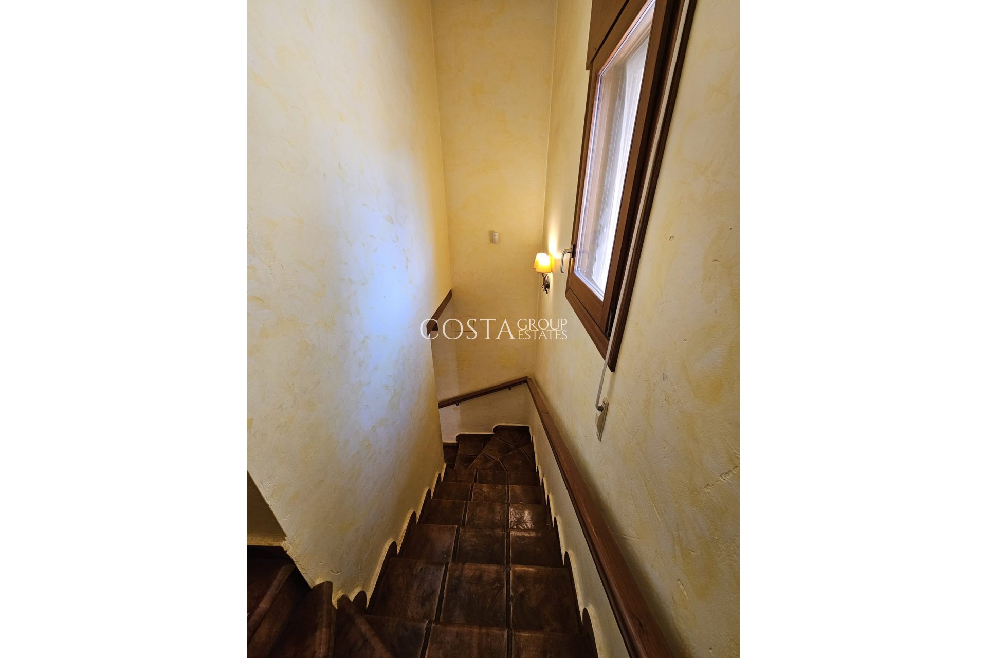 Resale - Villa -
Calpe - Calpe Centro