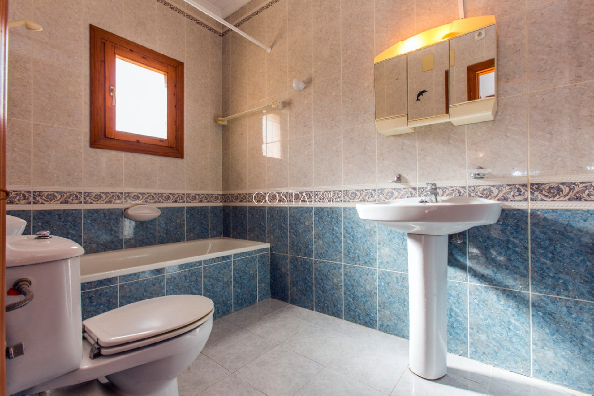 Resale - Villa -
Calpe - Calpe Centro