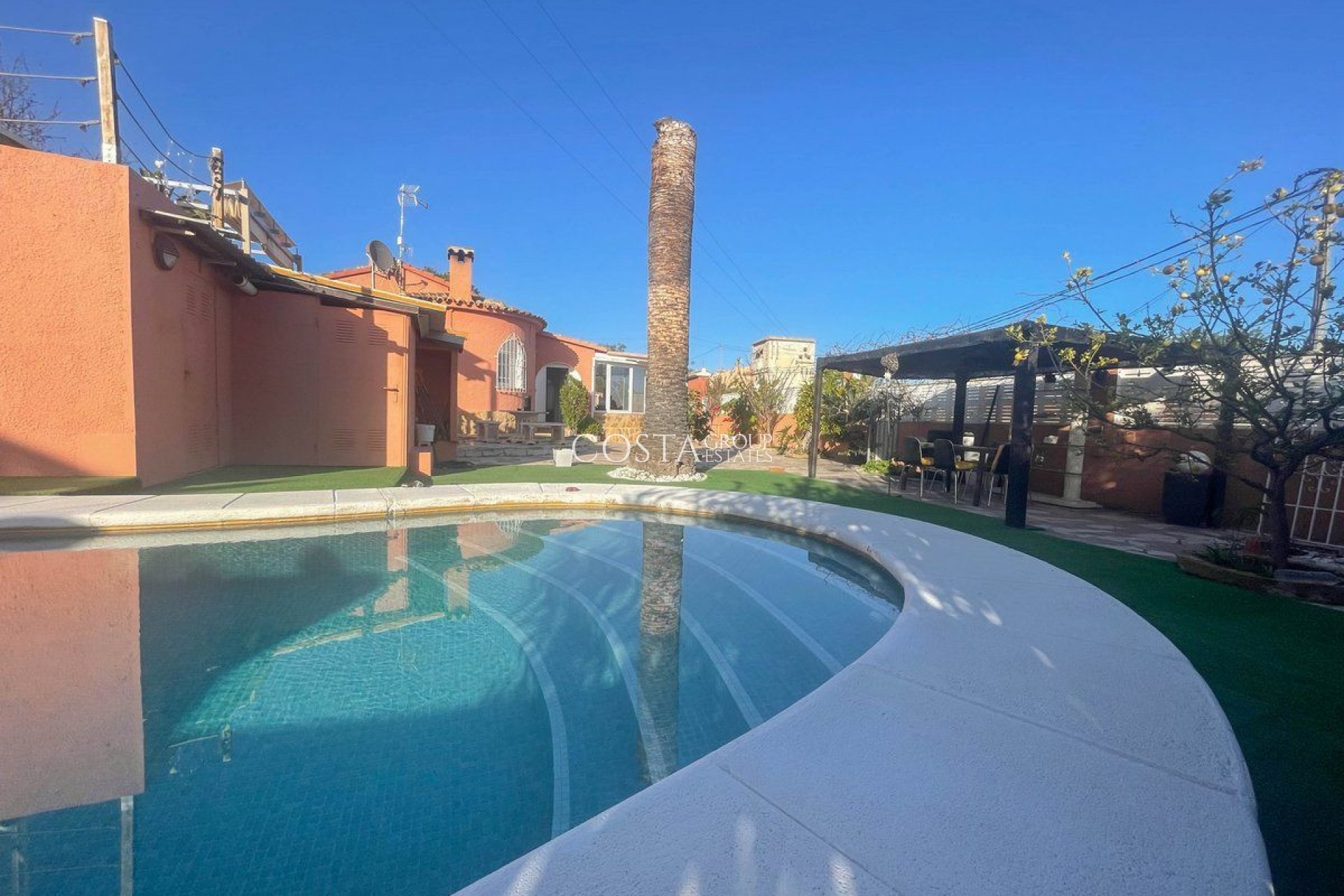 Resale - Villa -
Calpe - Calpe Centro