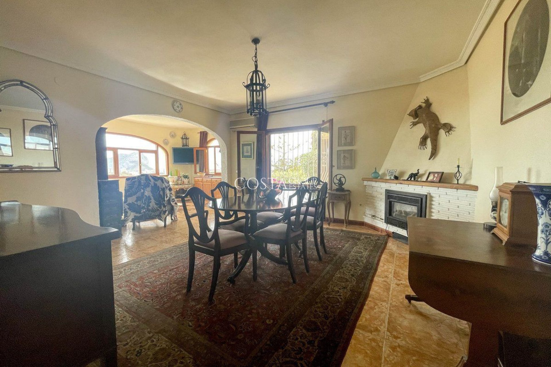 Resale - Villa -
Calpe - Calpe Centro