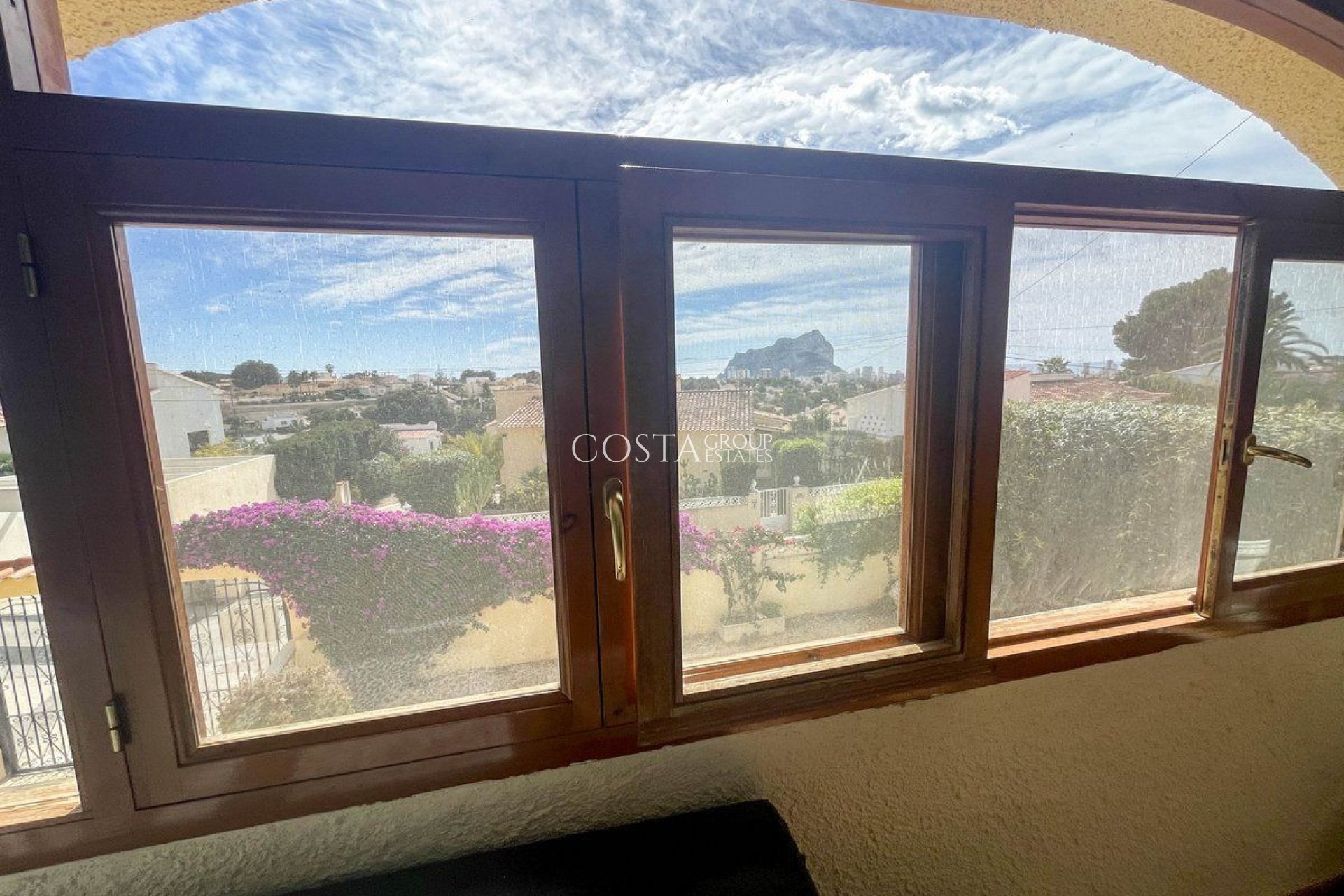 Resale - Villa -
Calpe - Calpe Centro