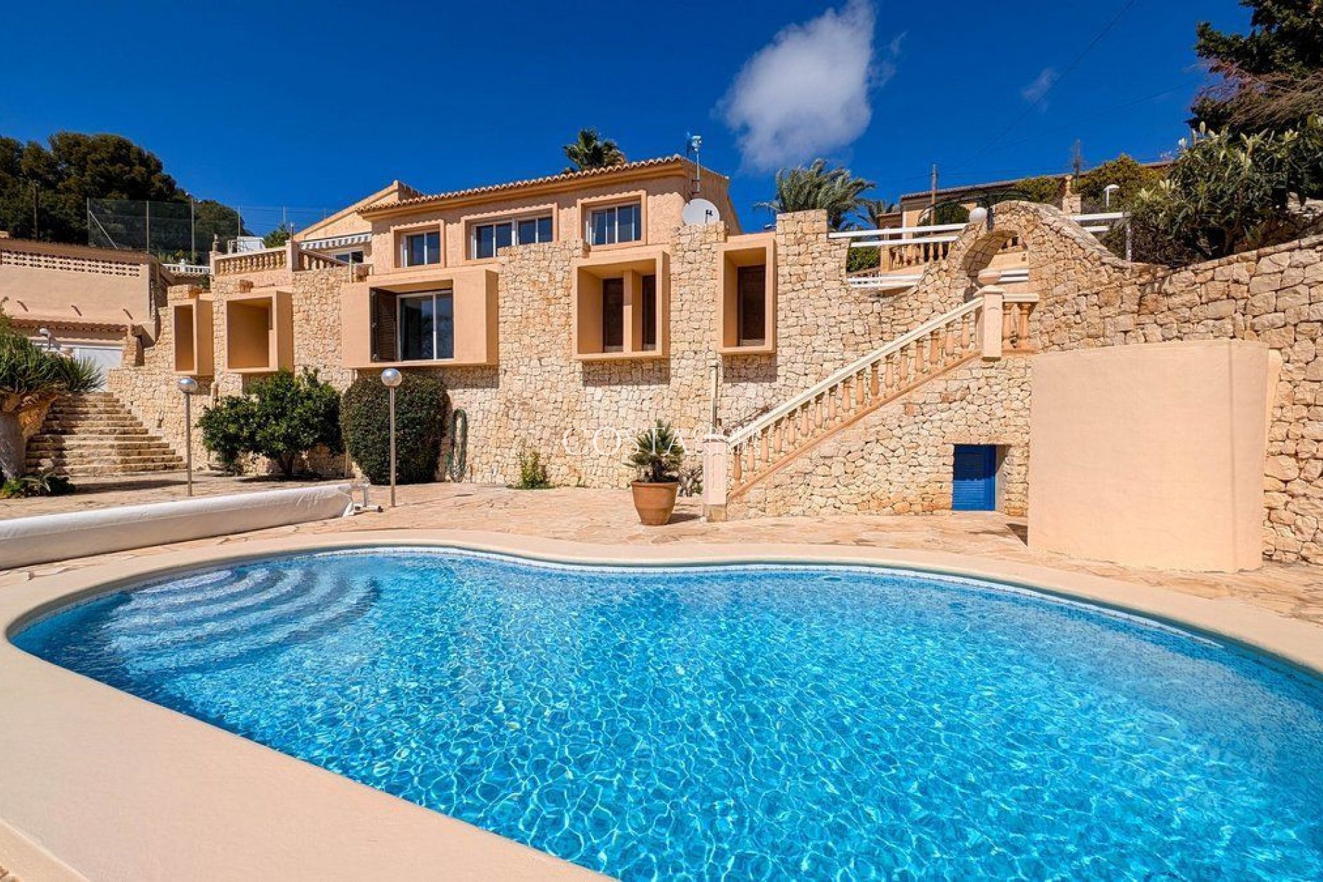 Resale - Villa -
Calpe - Calpe Centro