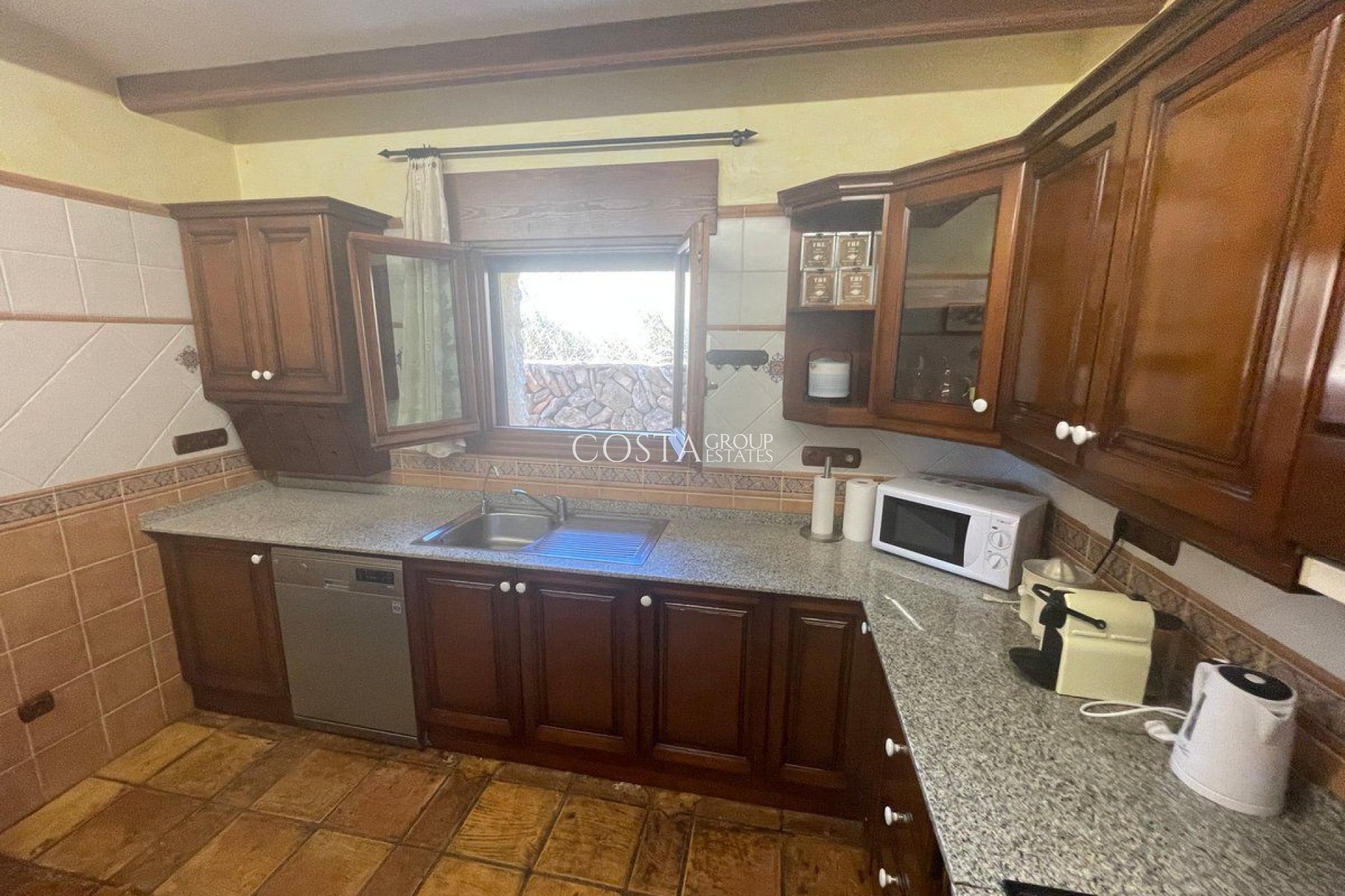 Resale - Villa -
Calpe - Calpe Centro