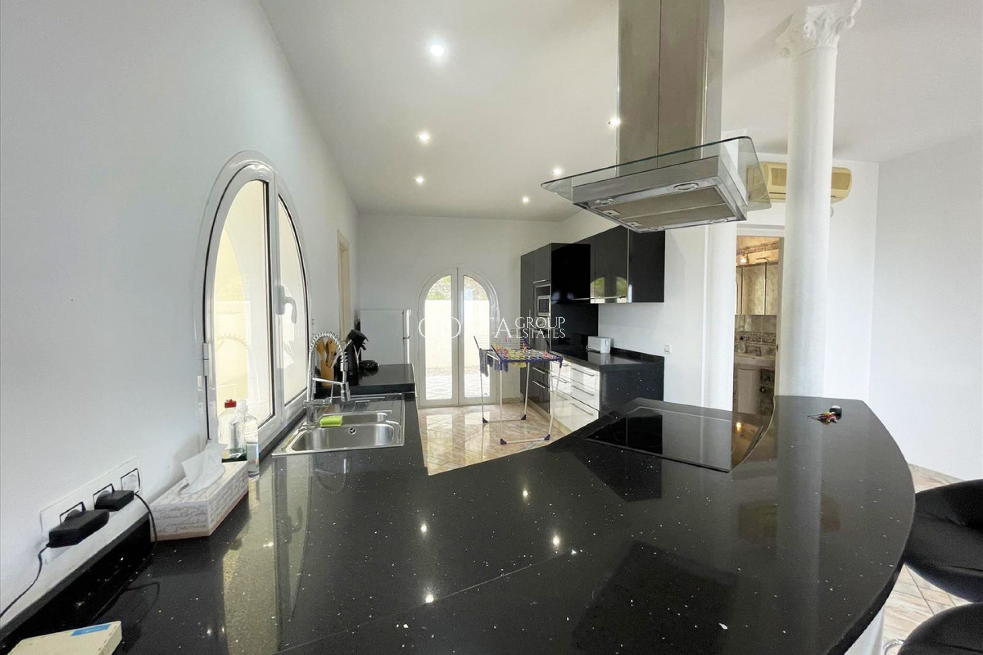 Resale - Villa -
Calpe - Calpe Centro