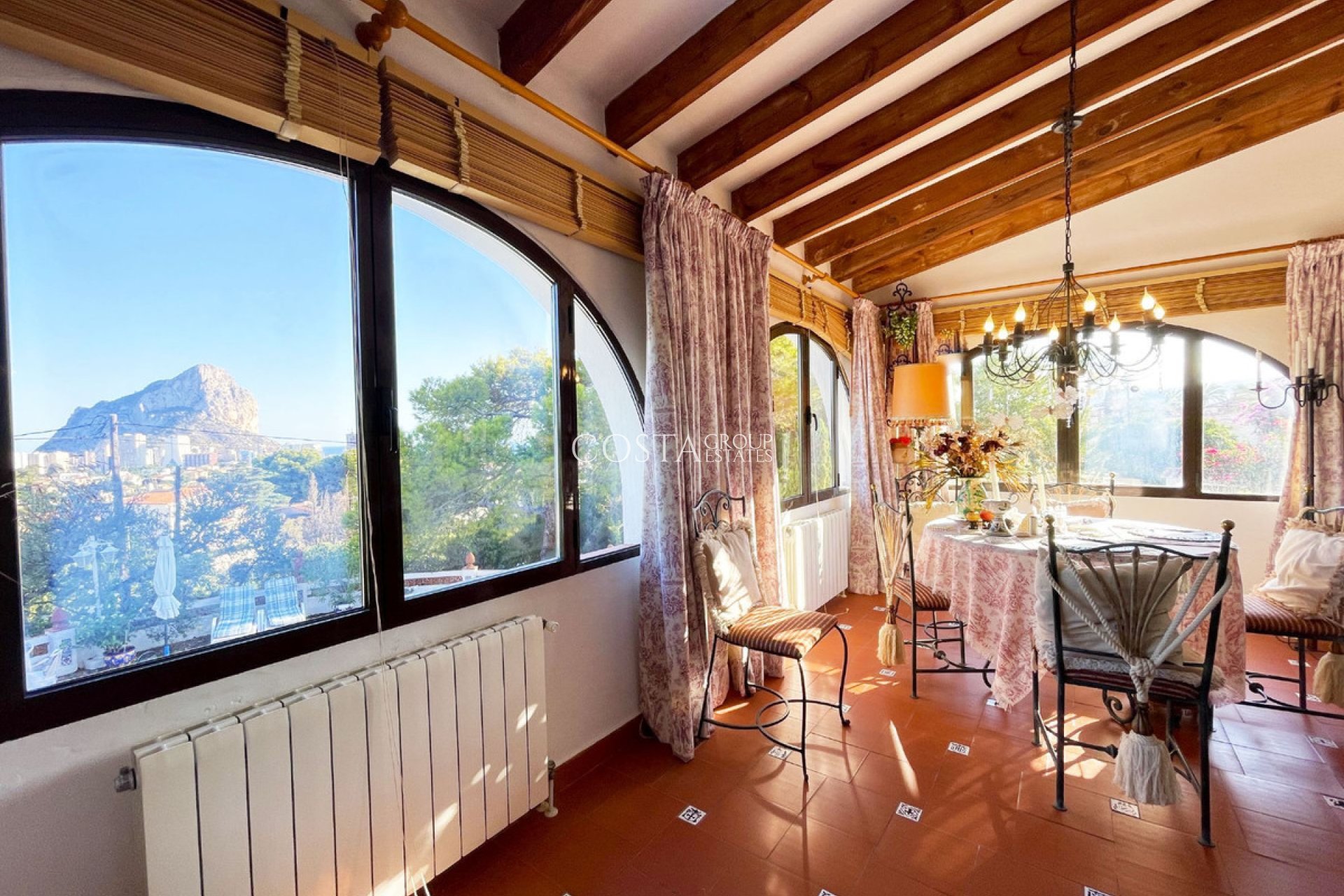 Resale - Villa -
Calpe - Calpe Centro