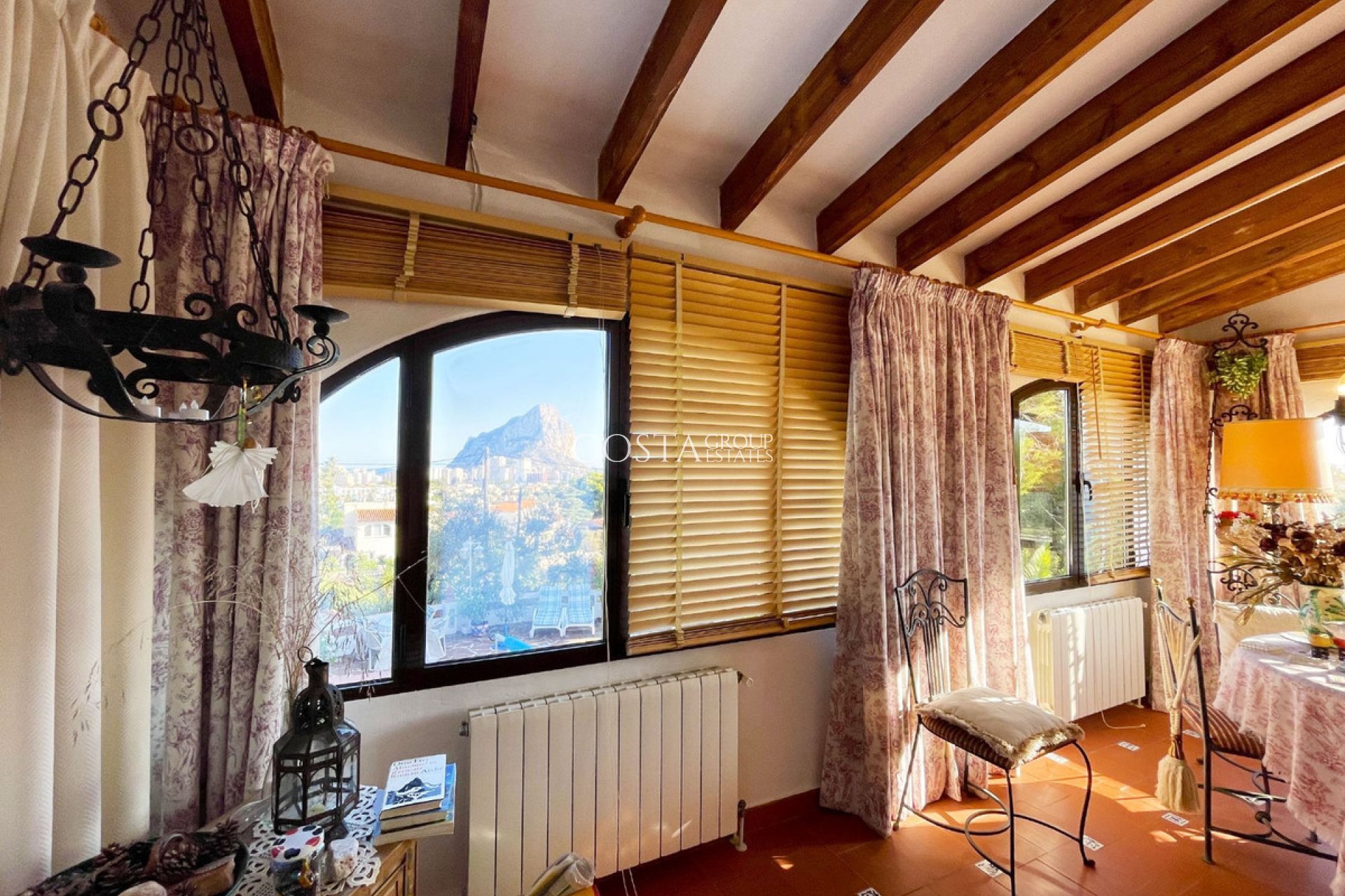 Resale - Villa -
Calpe - Calpe Centro