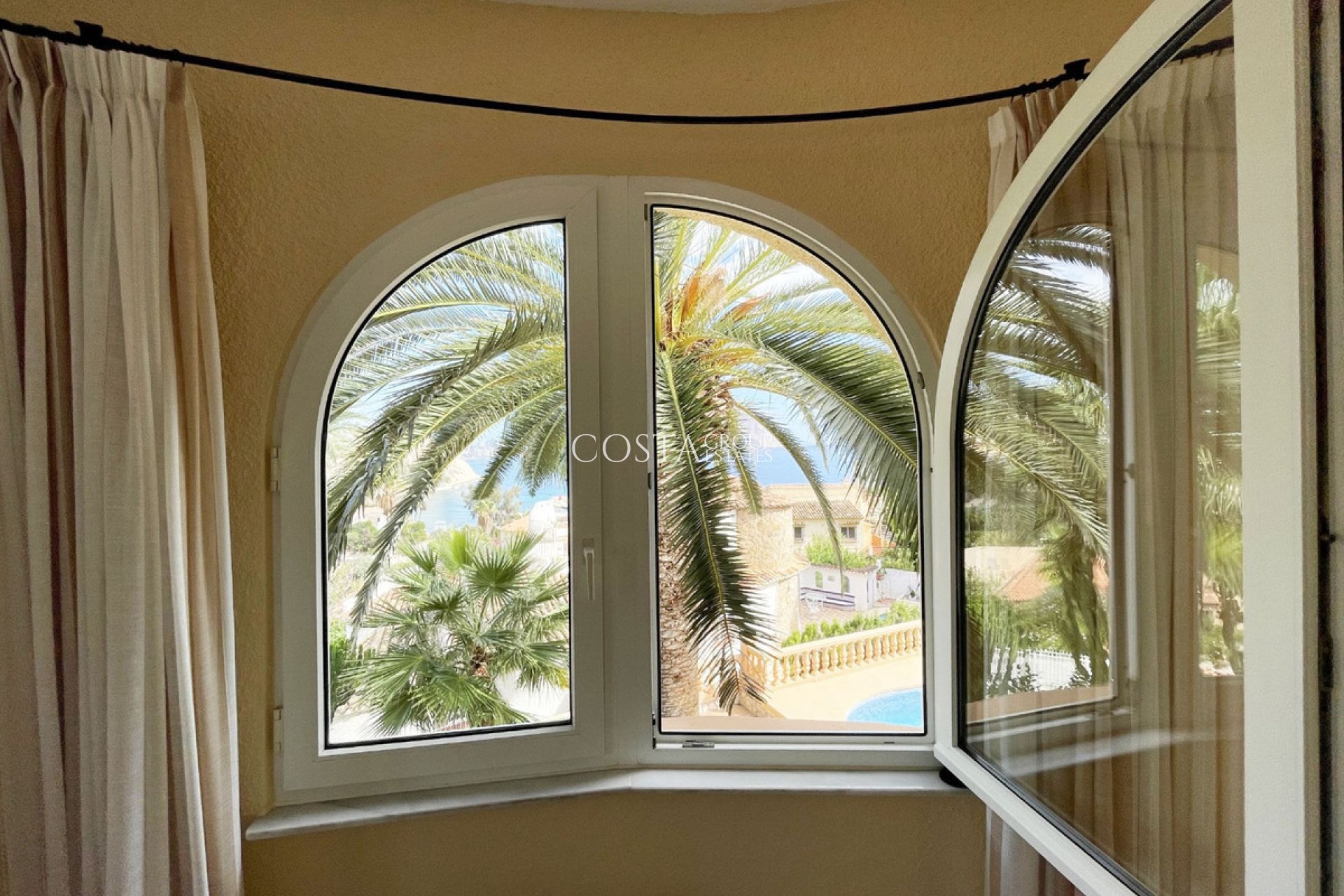 Resale - Villa -
Calpe - Calpe Centro