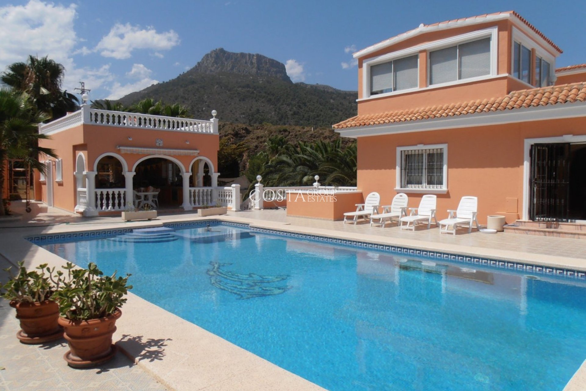 Resale - Villa -
Calpe - Calpe Centro