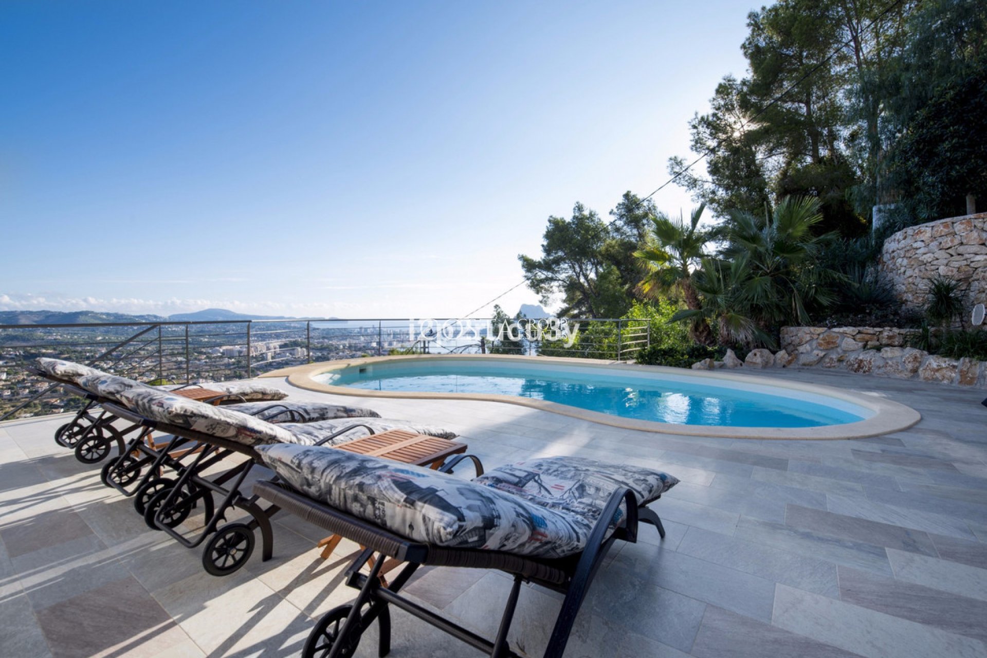 Resale - Villa -
Calpe - Calpe Centro