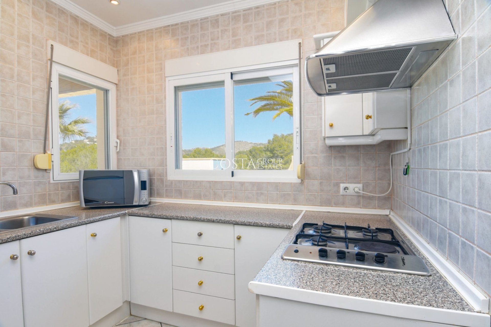 Resale - Villa -
Calpe - Calpe Centro