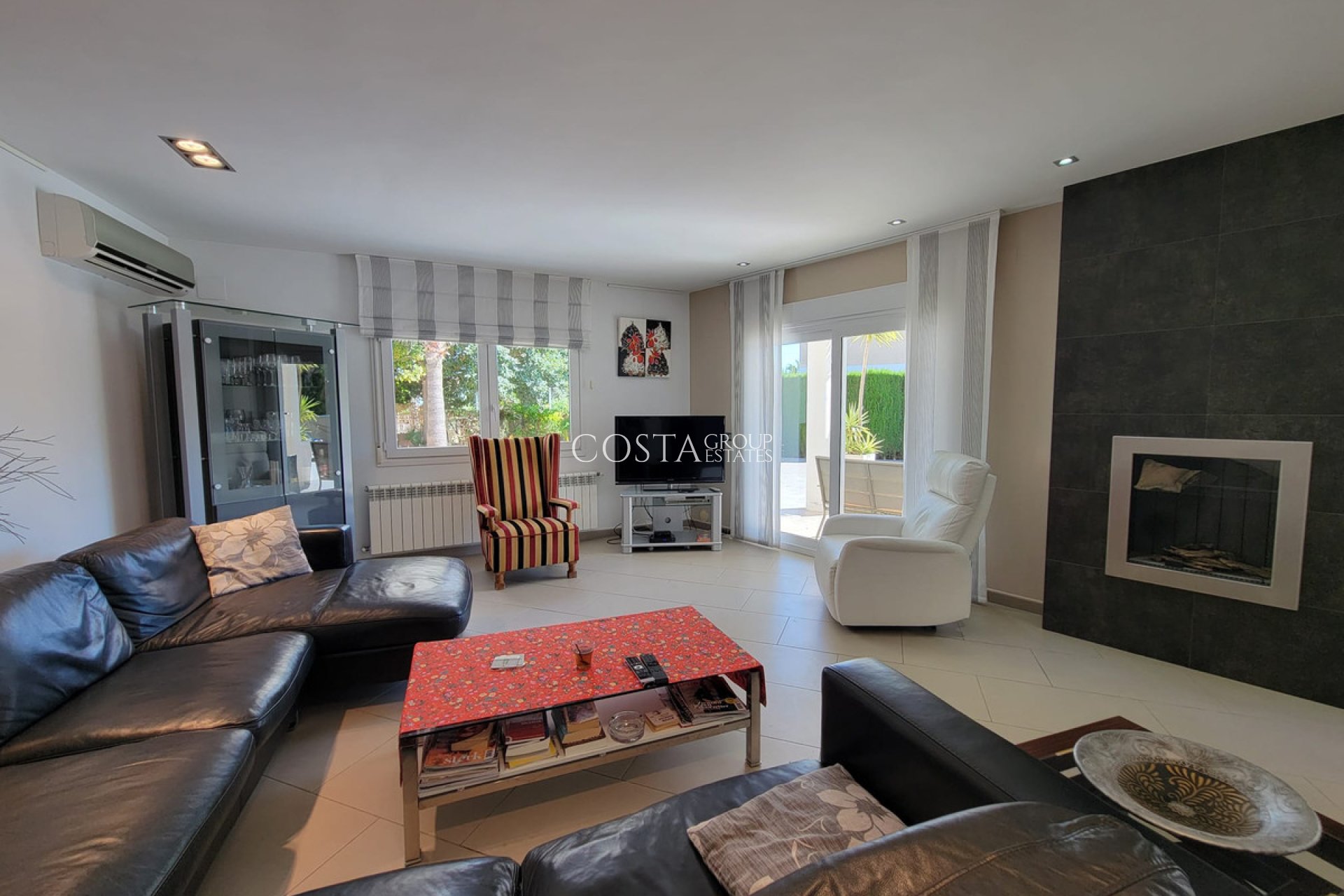 Resale - Villa -
Calpe - Calpe Centro