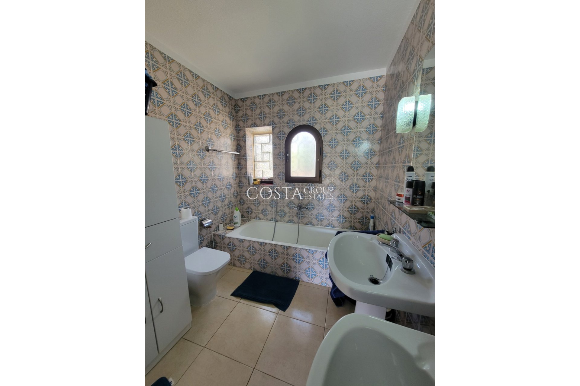 Resale - Villa -
Calpe - Calpe Centro