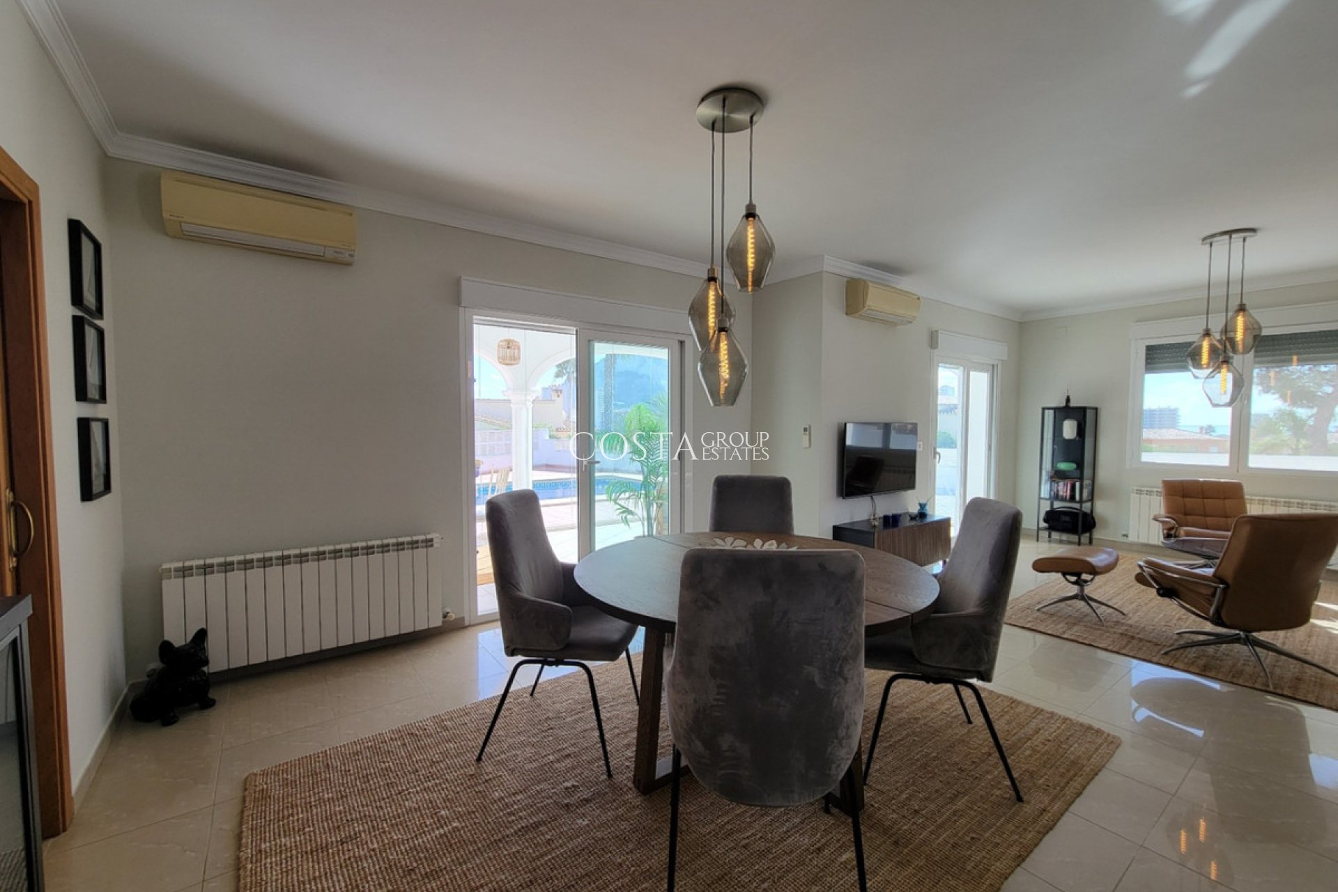 Resale - Villa -
Calpe - Calpe Centro