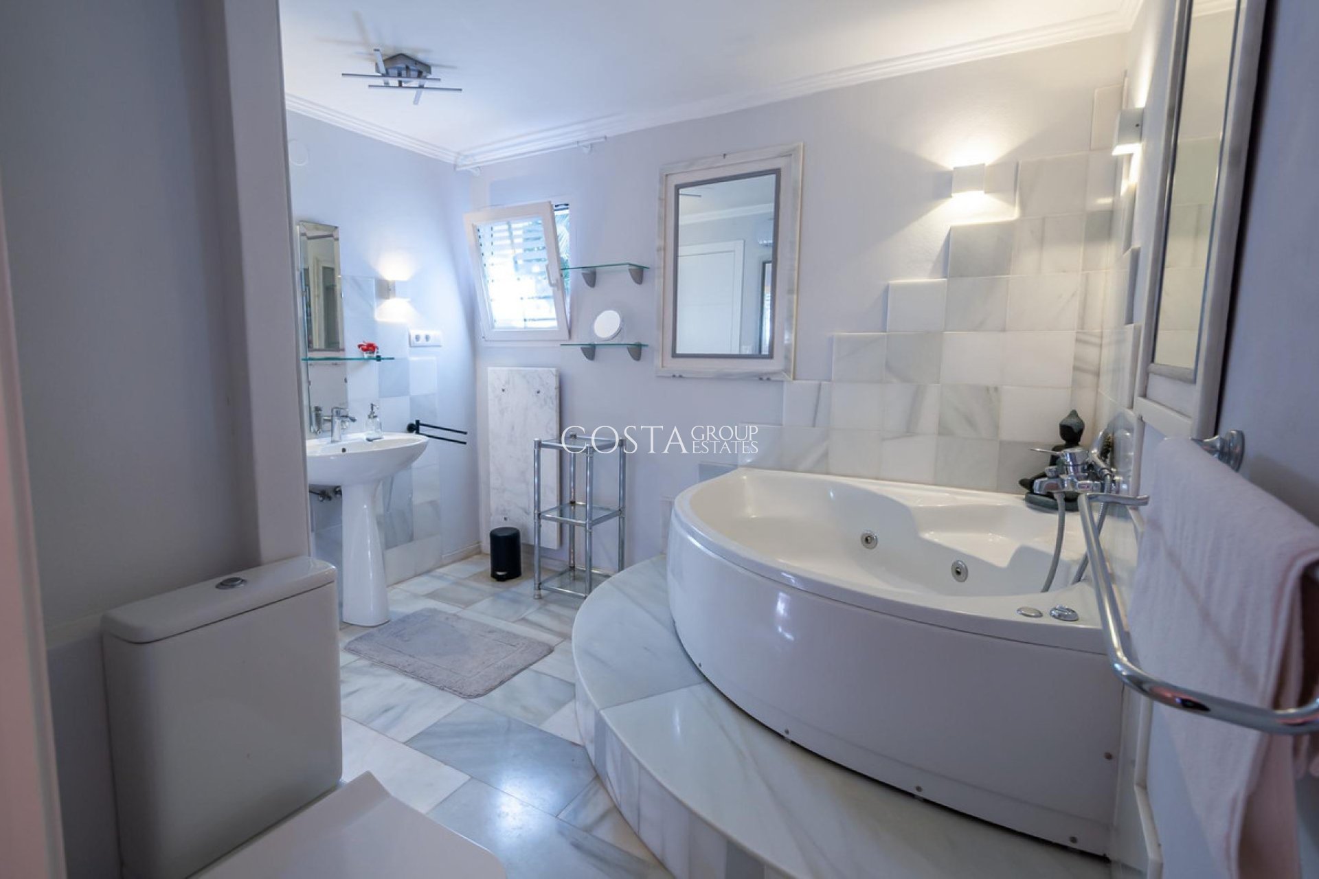 Resale - Villa -
Calpe - Calpe Centro