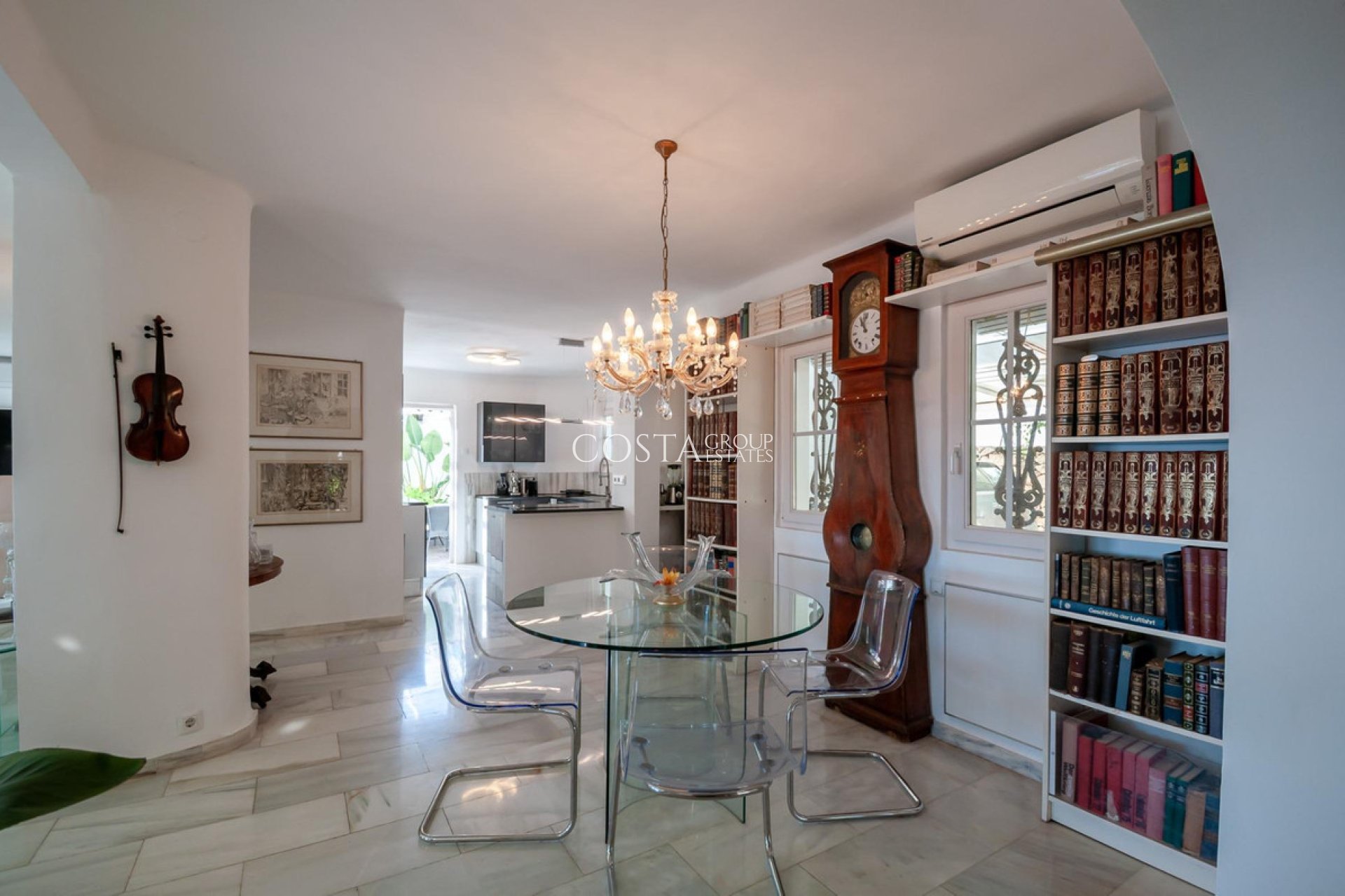 Resale - Villa -
Calpe - Calpe Centro