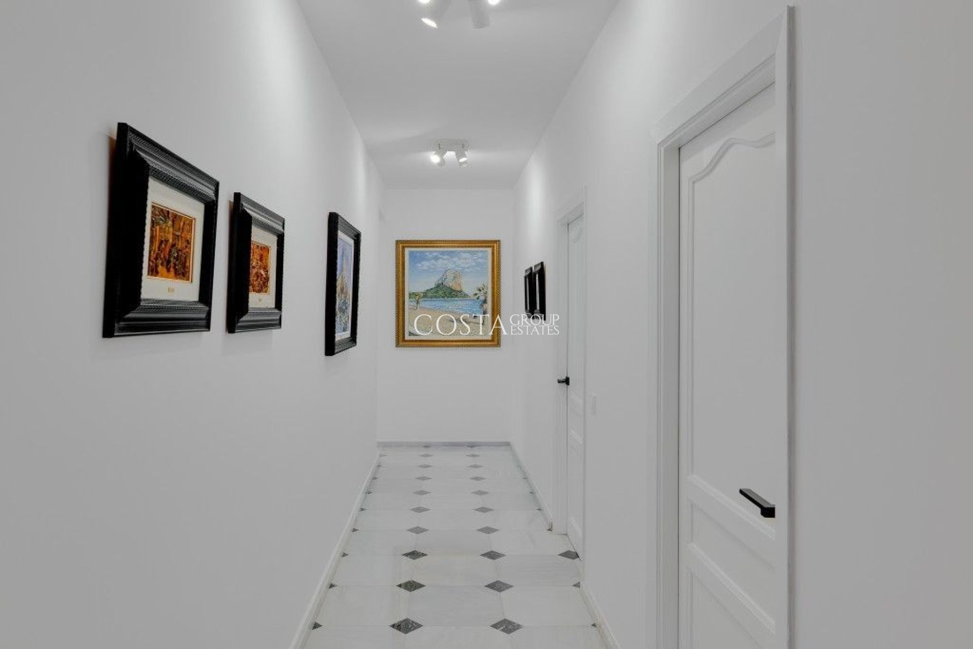 Resale - Villa -
Calpe - Calpe Centro