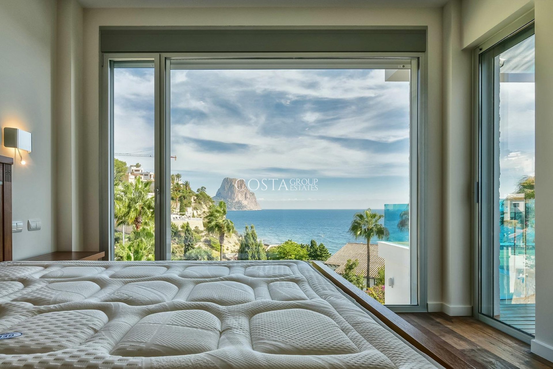Resale - Villa -
Calpe - la Canuta