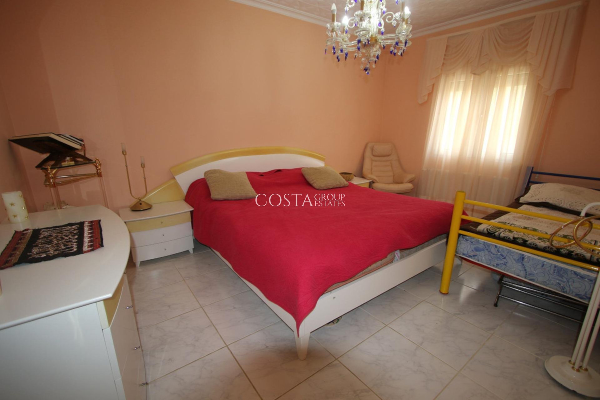 Resale - Villa -
Calpe - la Canuta