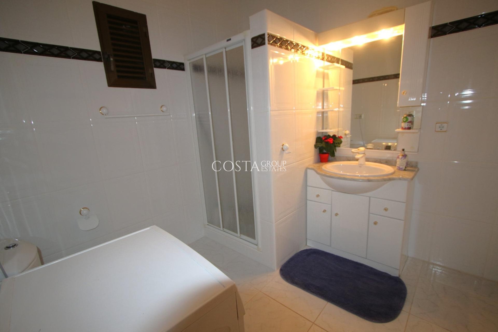 Resale - Villa -
Calpe - la Canuta