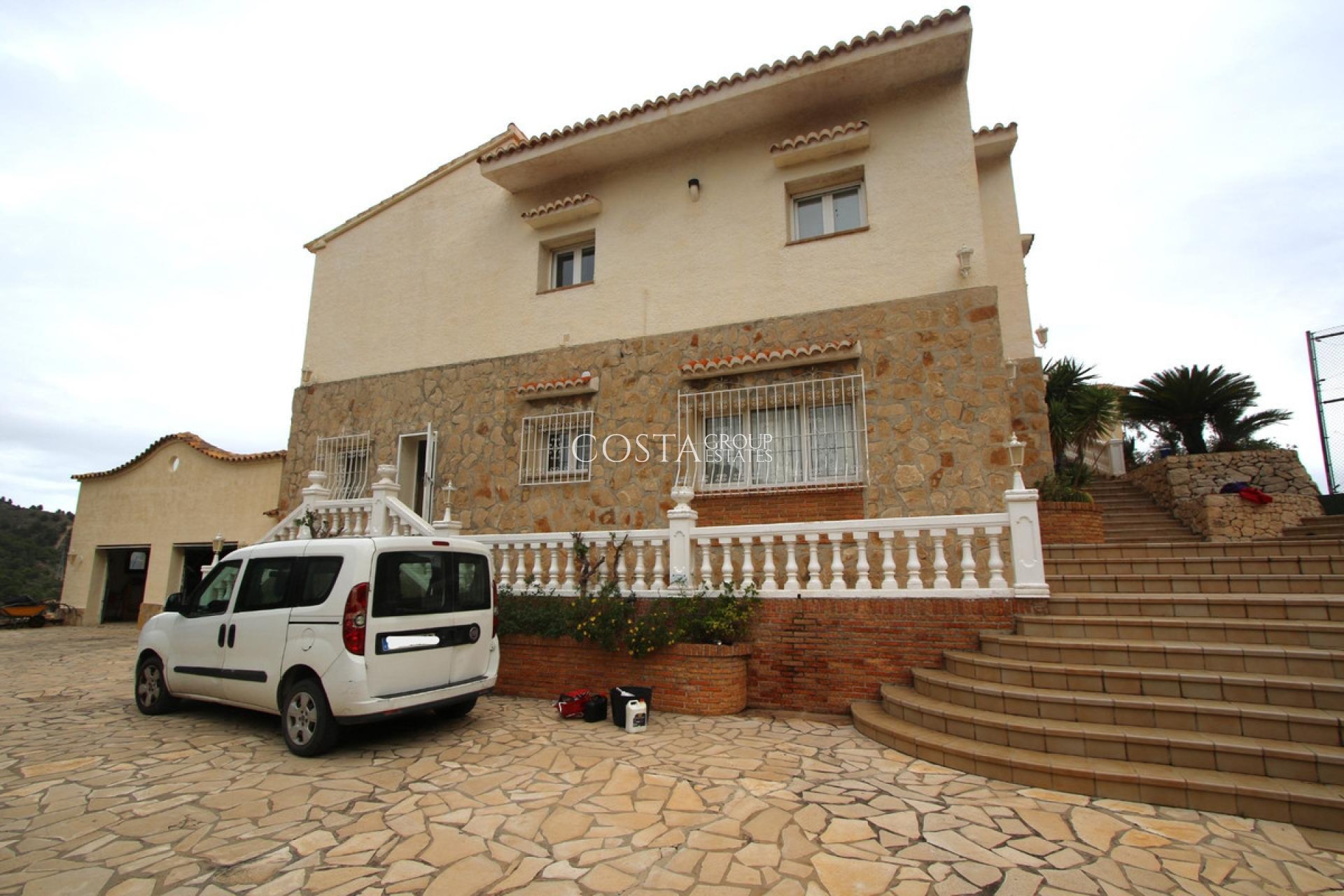 Resale - Villa -
Calpe - la Canuta