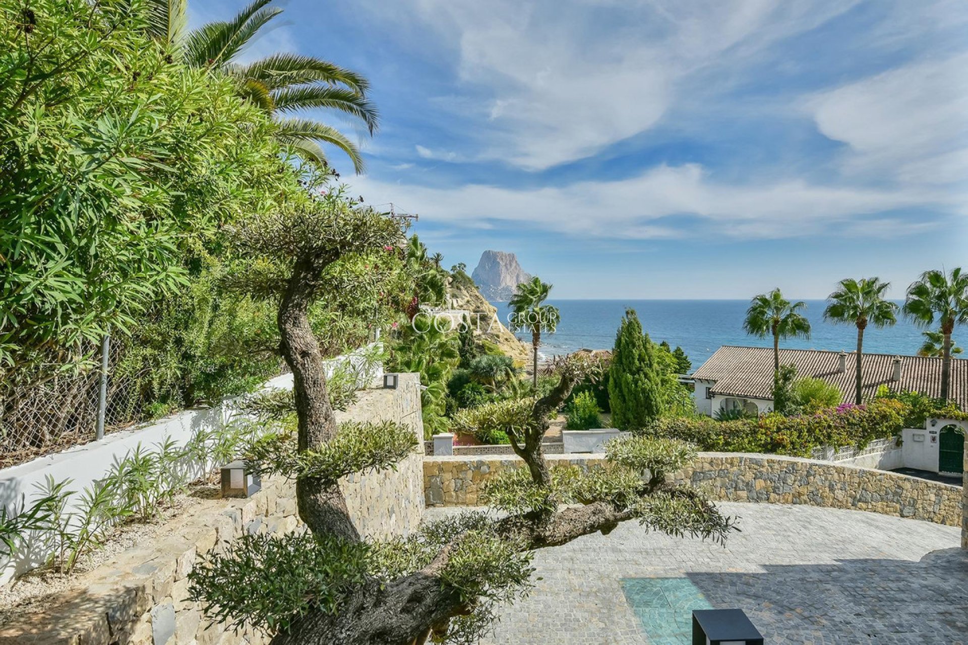 Resale - Villa -
Calpe - la Canuta